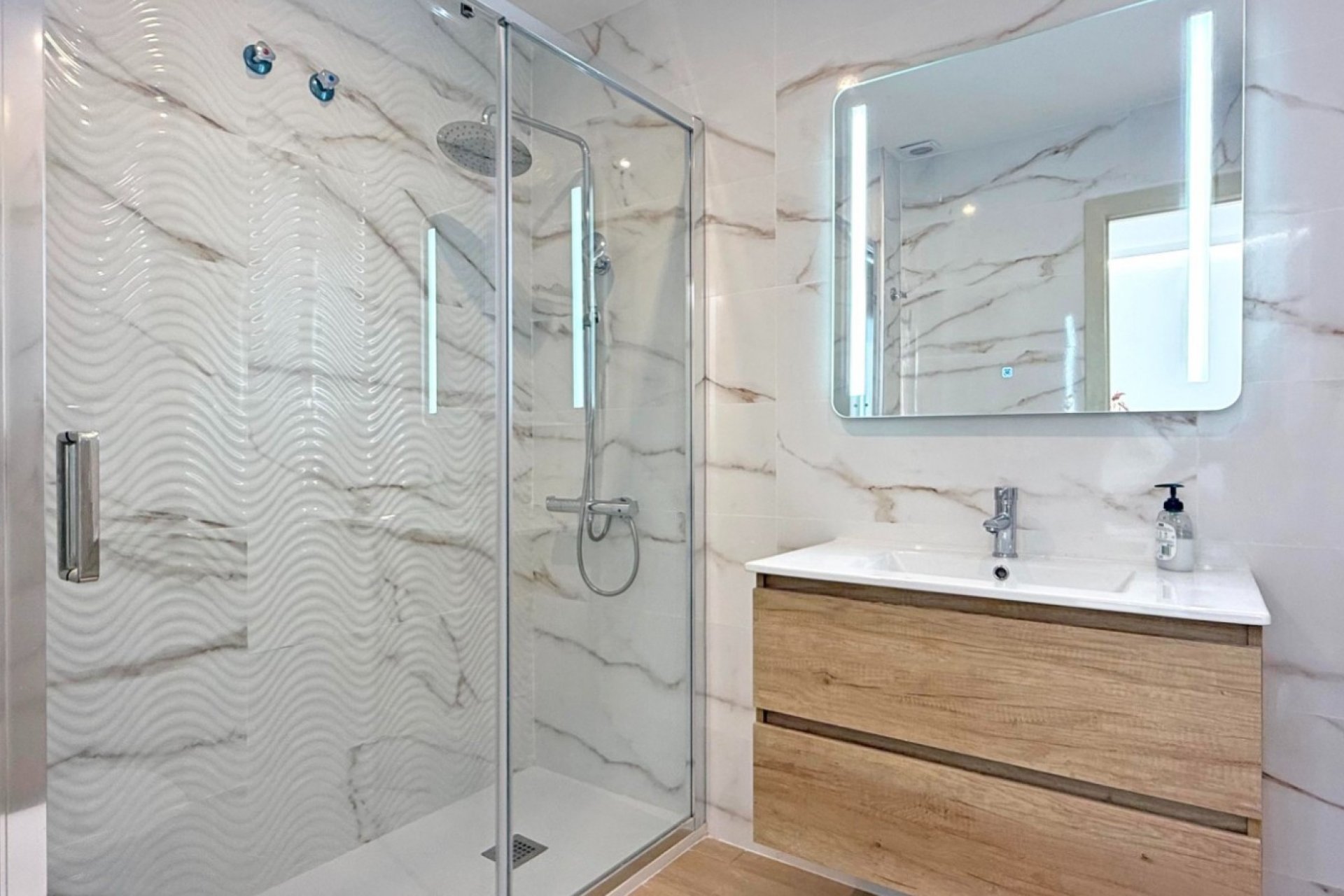 Resale - Apartment / flat - Torrevieja - Torrelamata - La Mata
