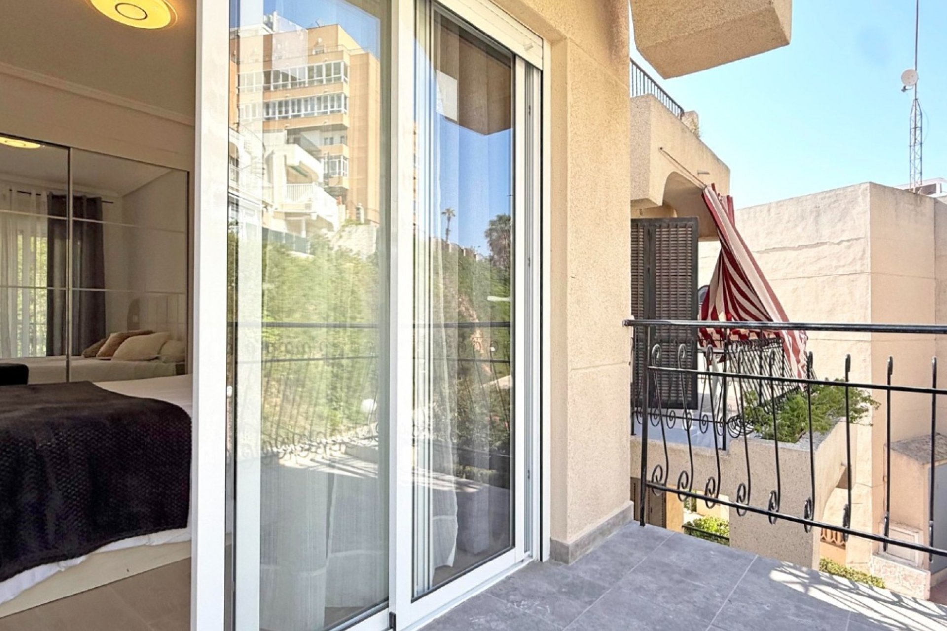 Resale - Apartment / flat - Torrevieja - Torrelamata - La Mata