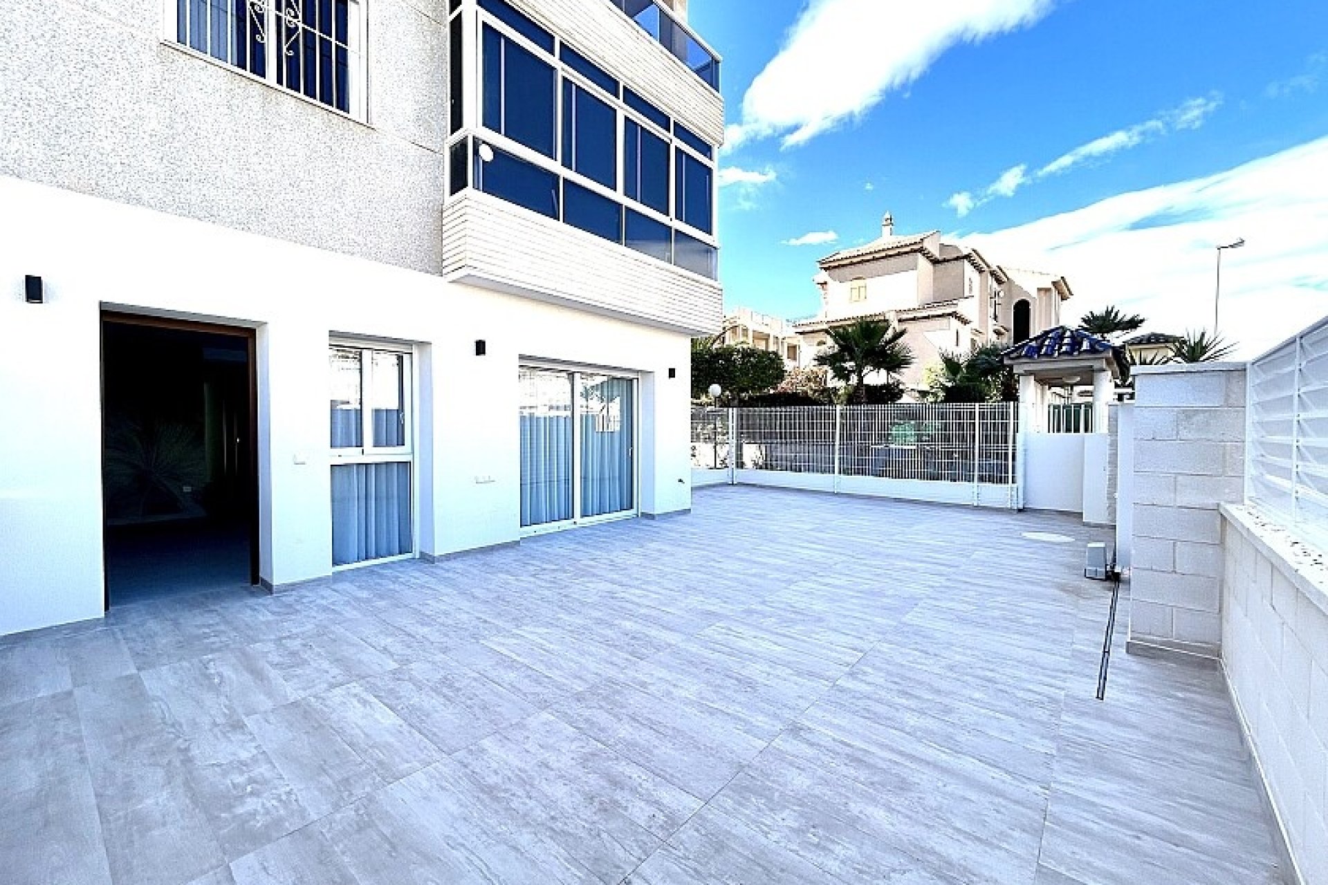 Resale - Apartment / flat - Torrevieja - Torrelamata