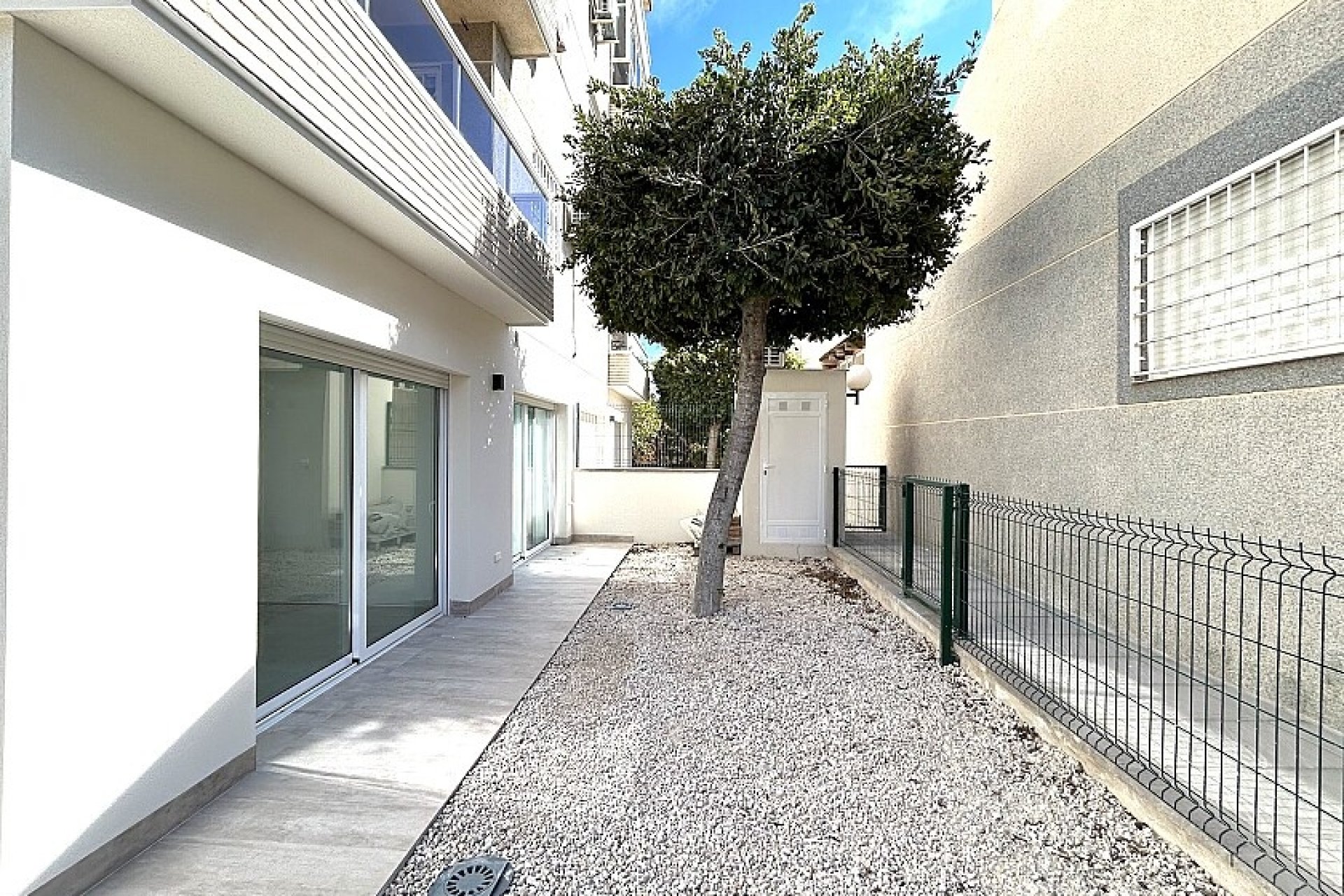 Resale - Apartment / flat - Torrevieja - Torrelamata