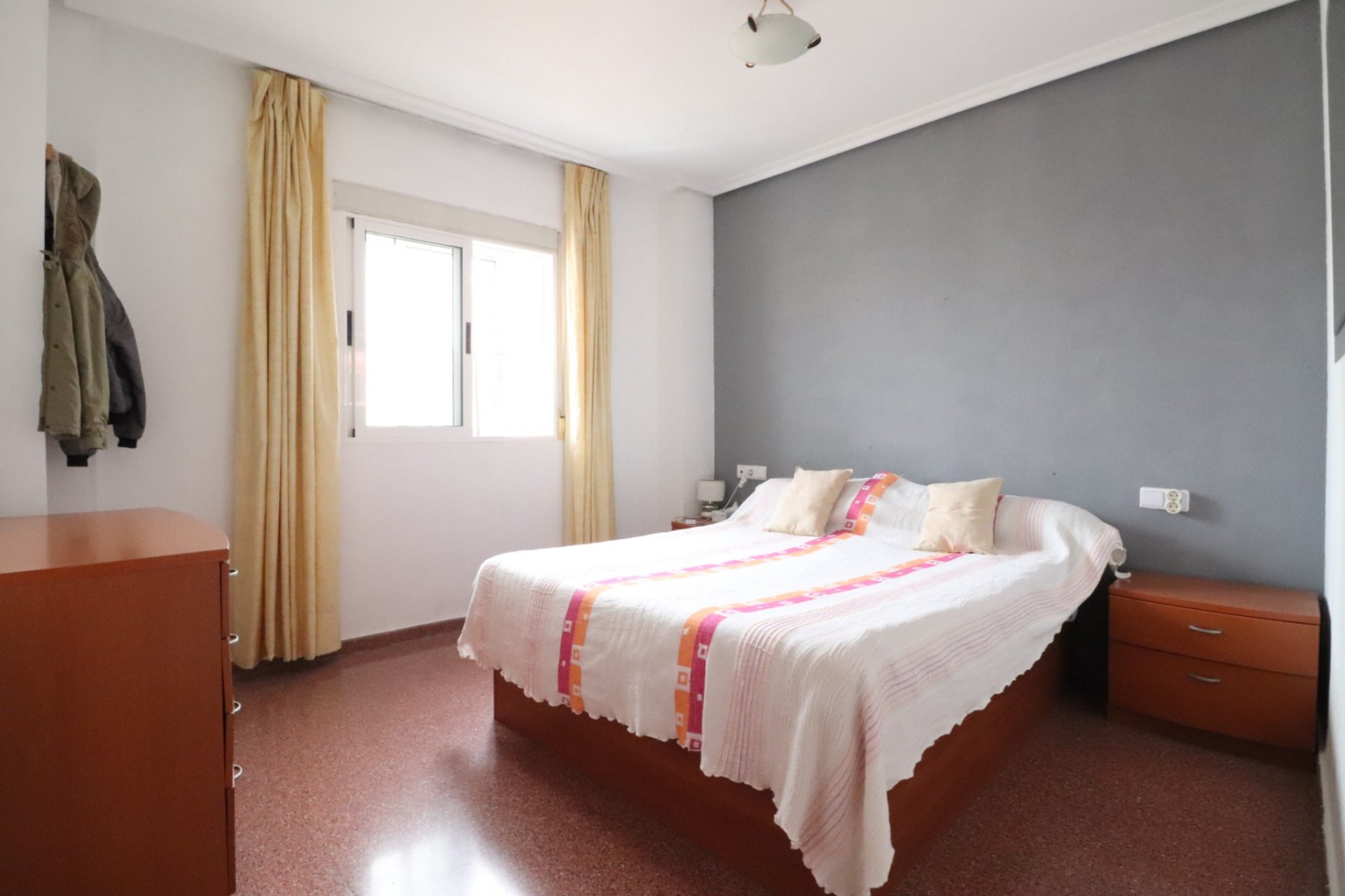 Resale - Apartment / flat - Torrevieja - Torrevieja - Centre