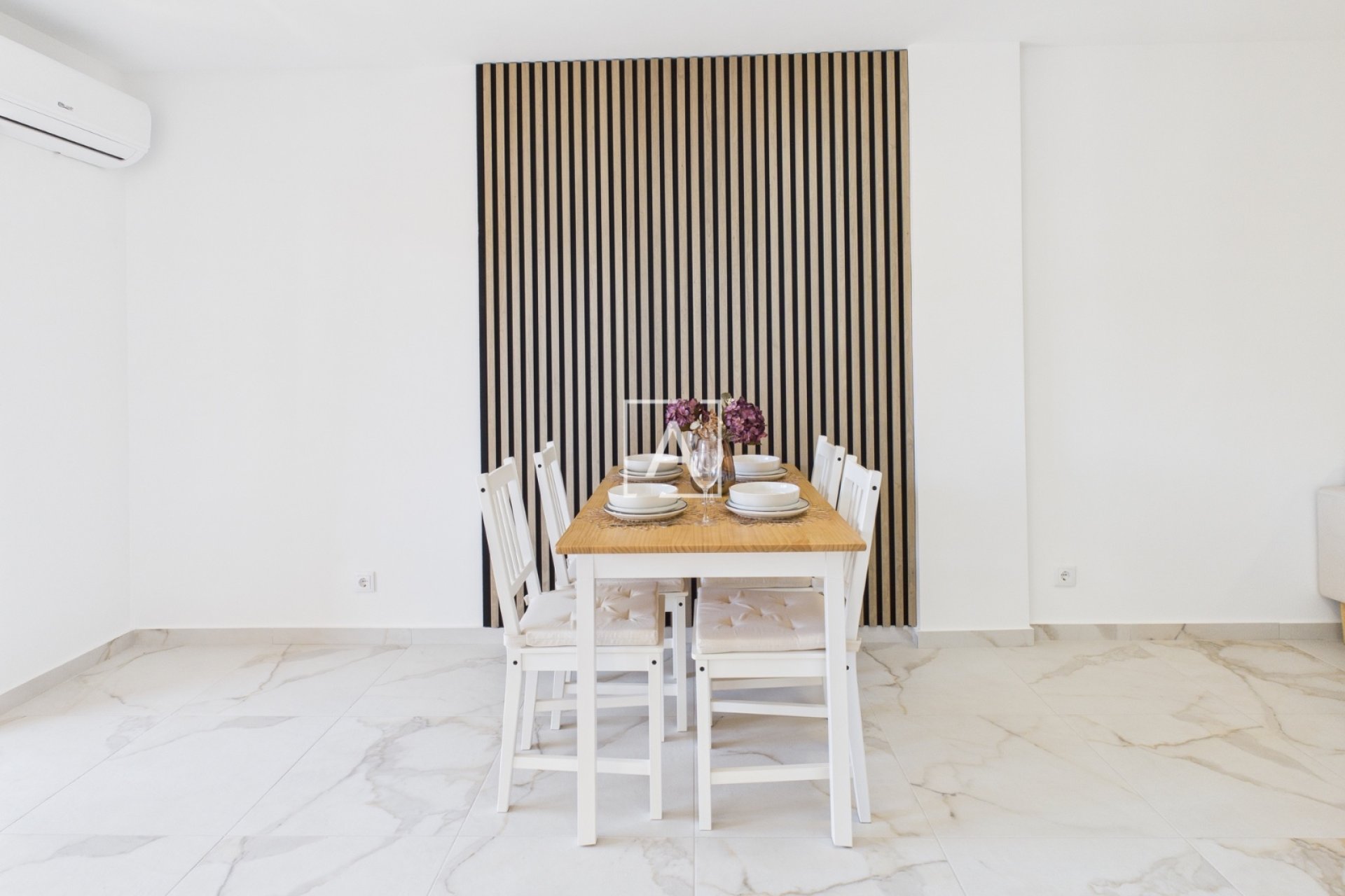 Resale - Apartment / flat - Torrevieja - Torrevieja Centro