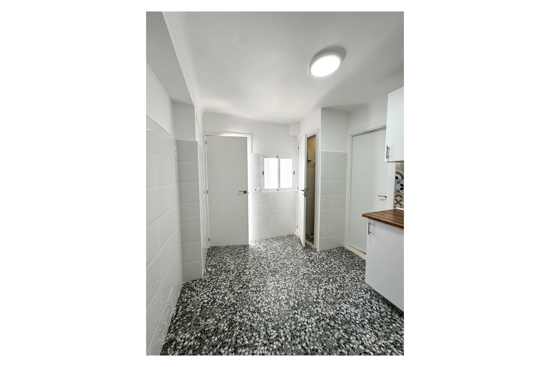 Resale - Apartment / flat - Torrevieja - Torrevieja Centro