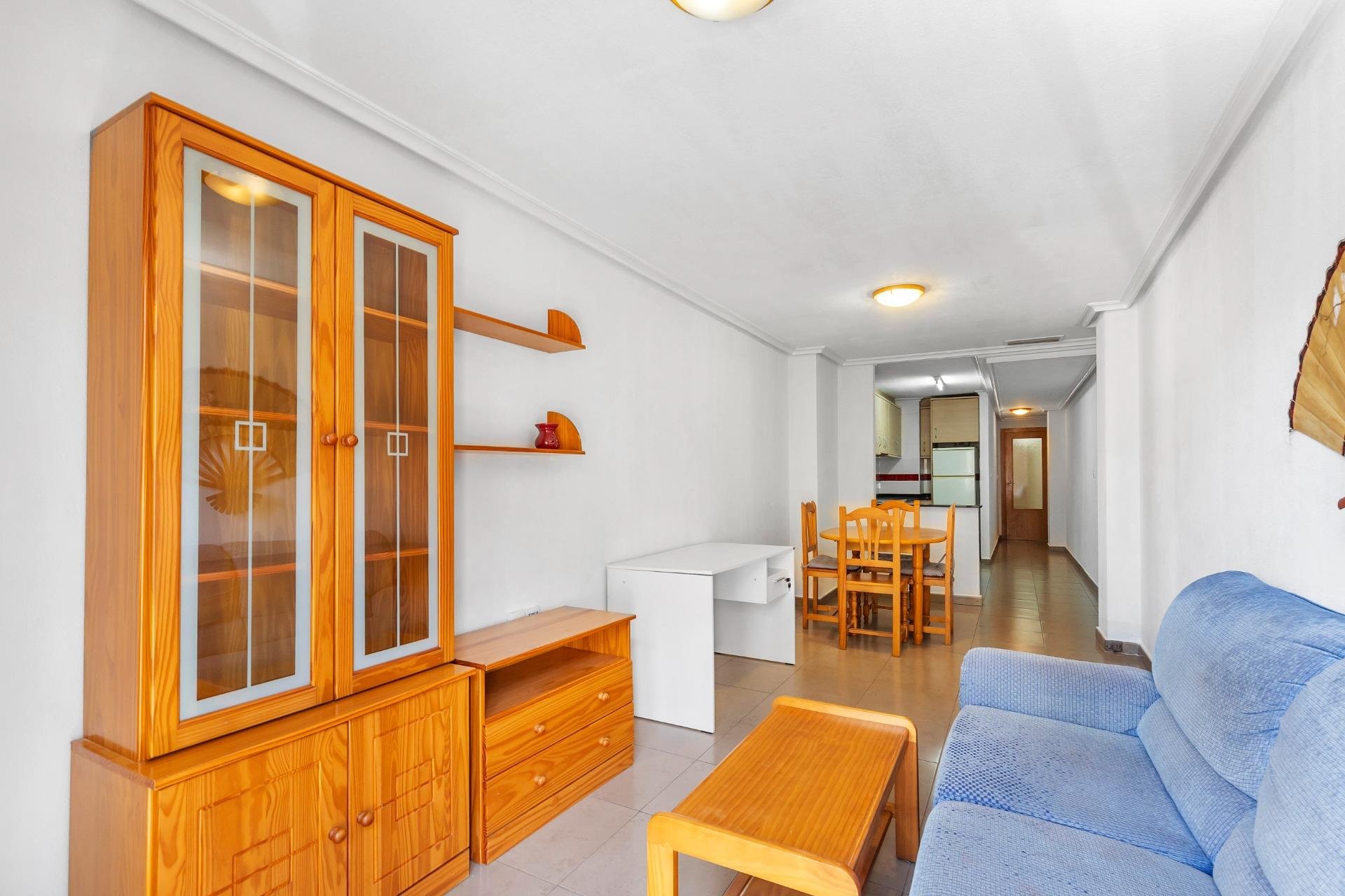 Resale - Apartment / flat - Torrevieja - torrevieja