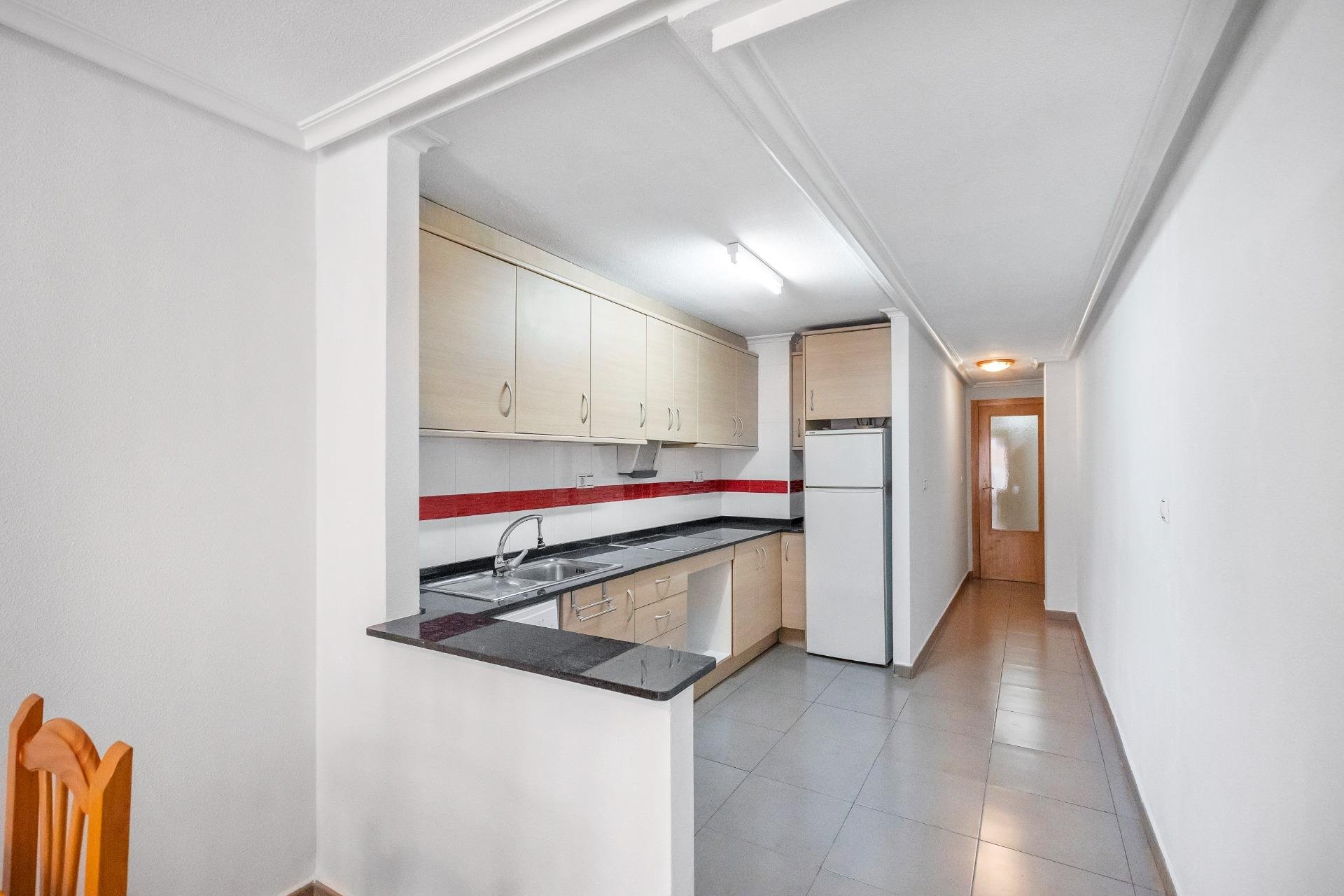 Resale - Apartment / flat - Torrevieja - torrevieja