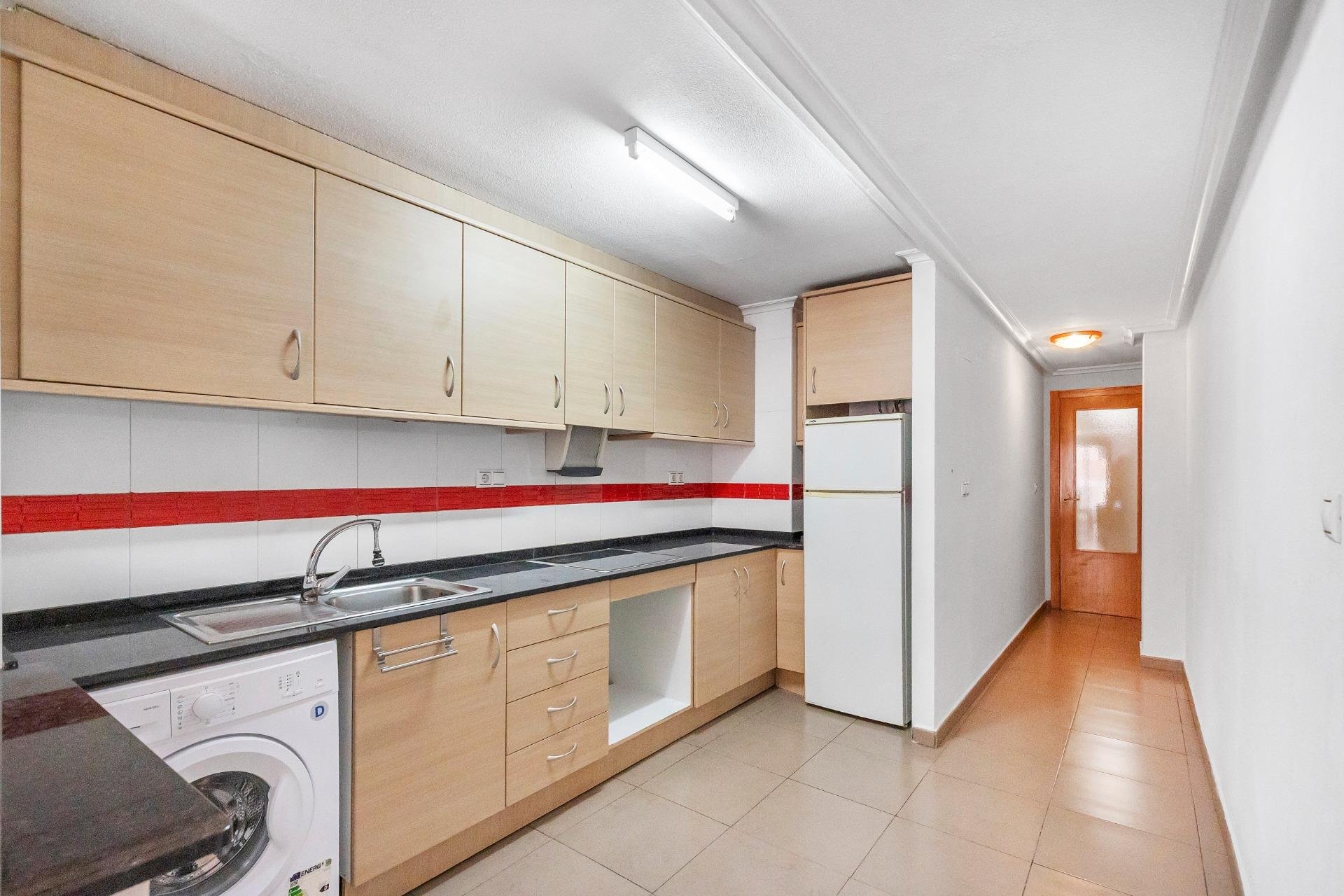Resale - Apartment / flat - Torrevieja - torrevieja