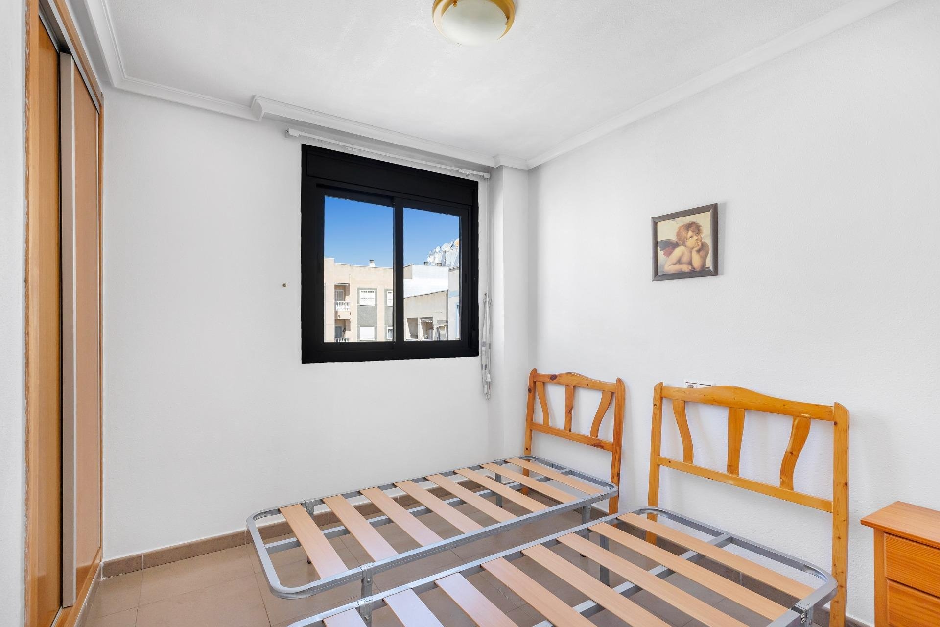 Resale - Apartment / flat - Torrevieja - torrevieja