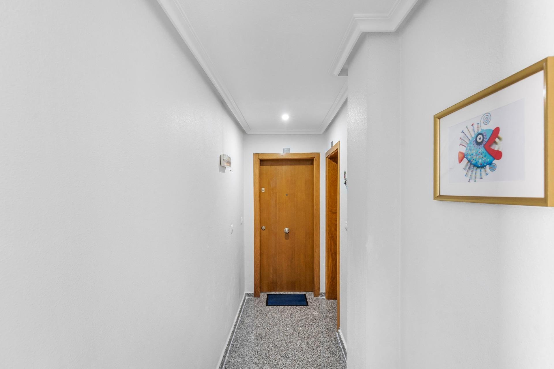 Resale - Apartment / flat - Torrevieja - torrevieja
