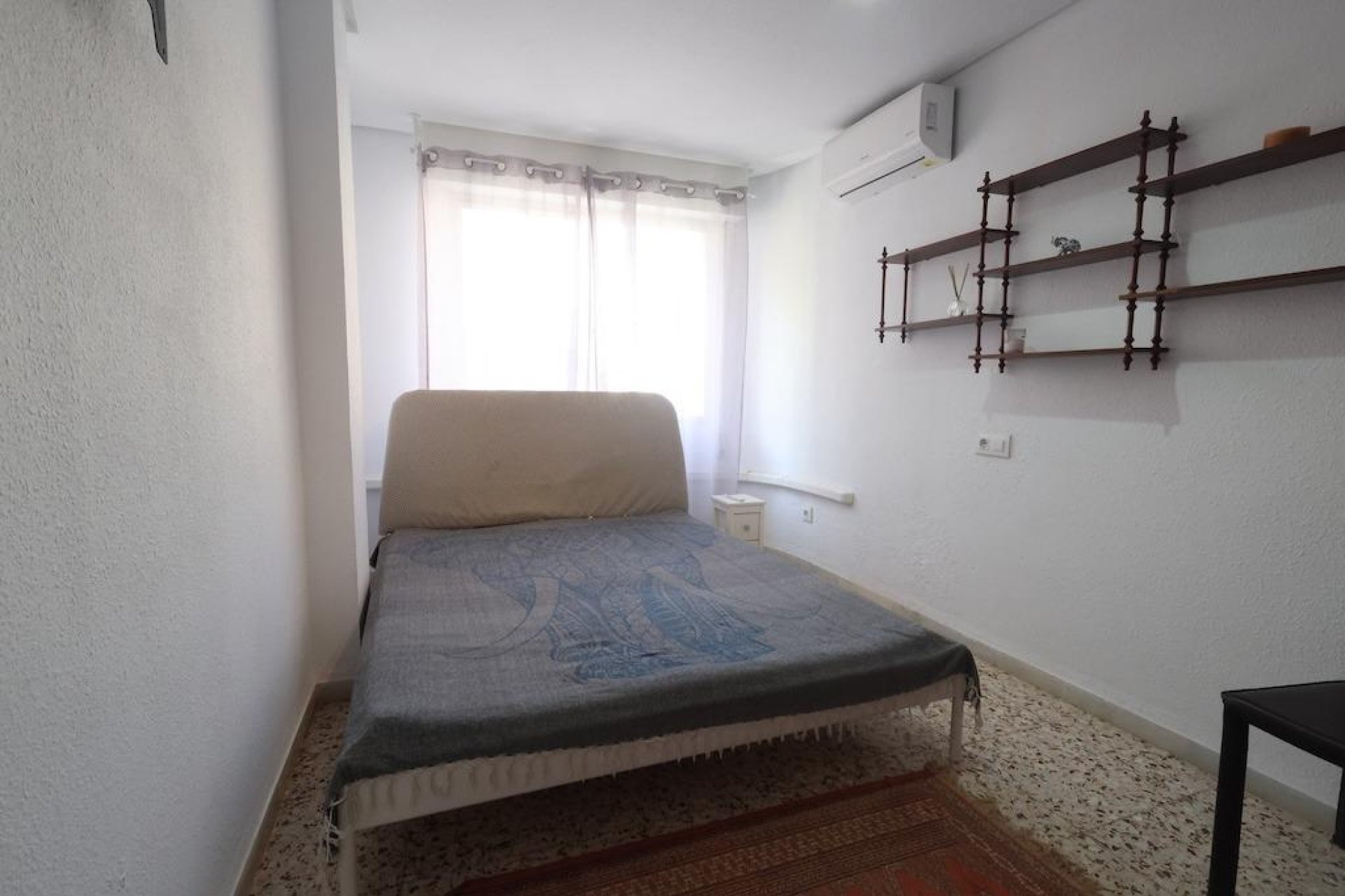 Resale - Apartment / flat - Torrevieja - torrevieja