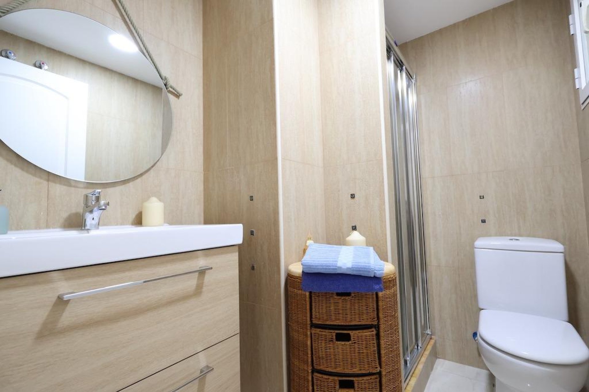 Resale - Apartment / flat - Torrevieja - torrevieja