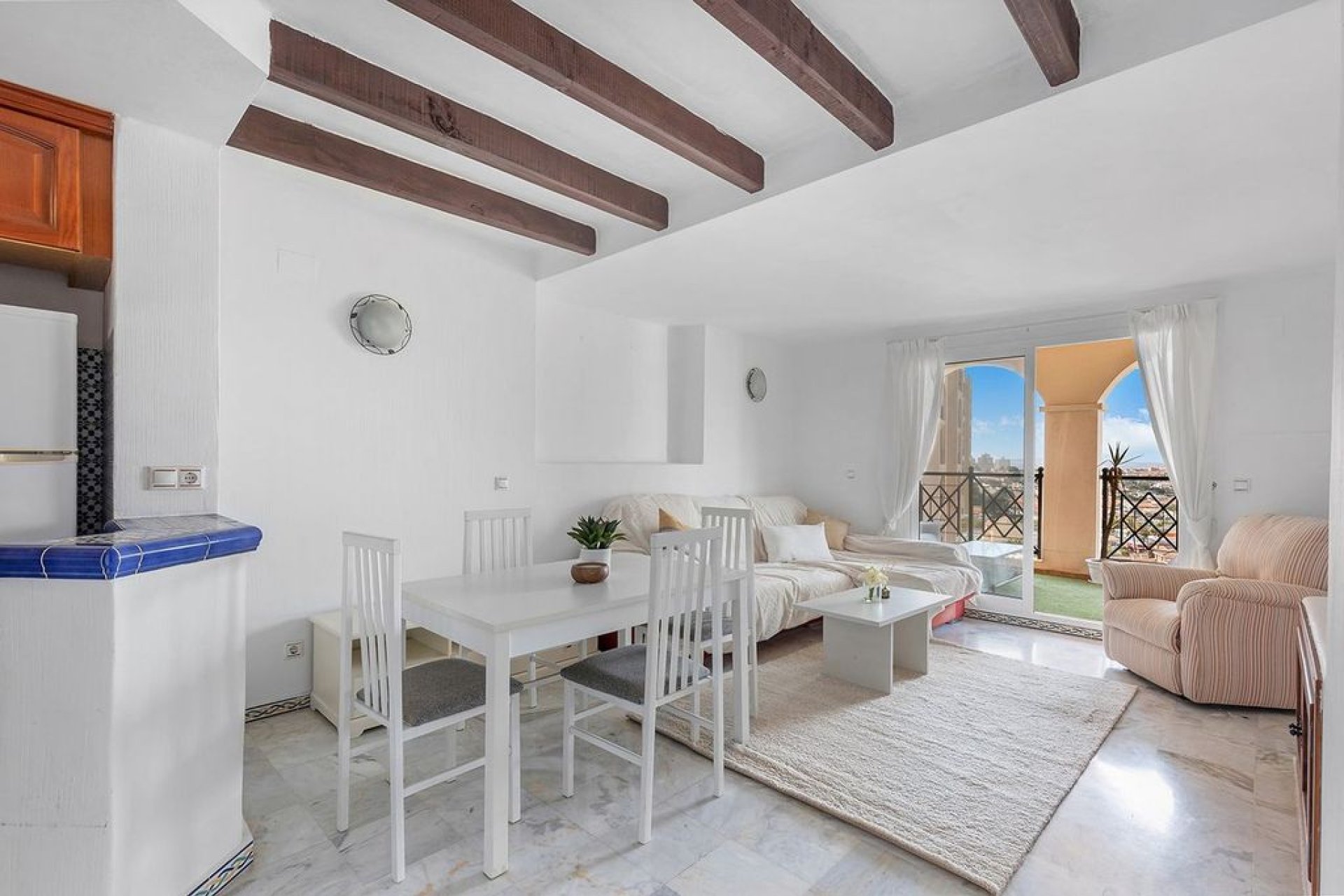 Resale - Apartment / flat - Torrevieja - Urb. Rosaleda