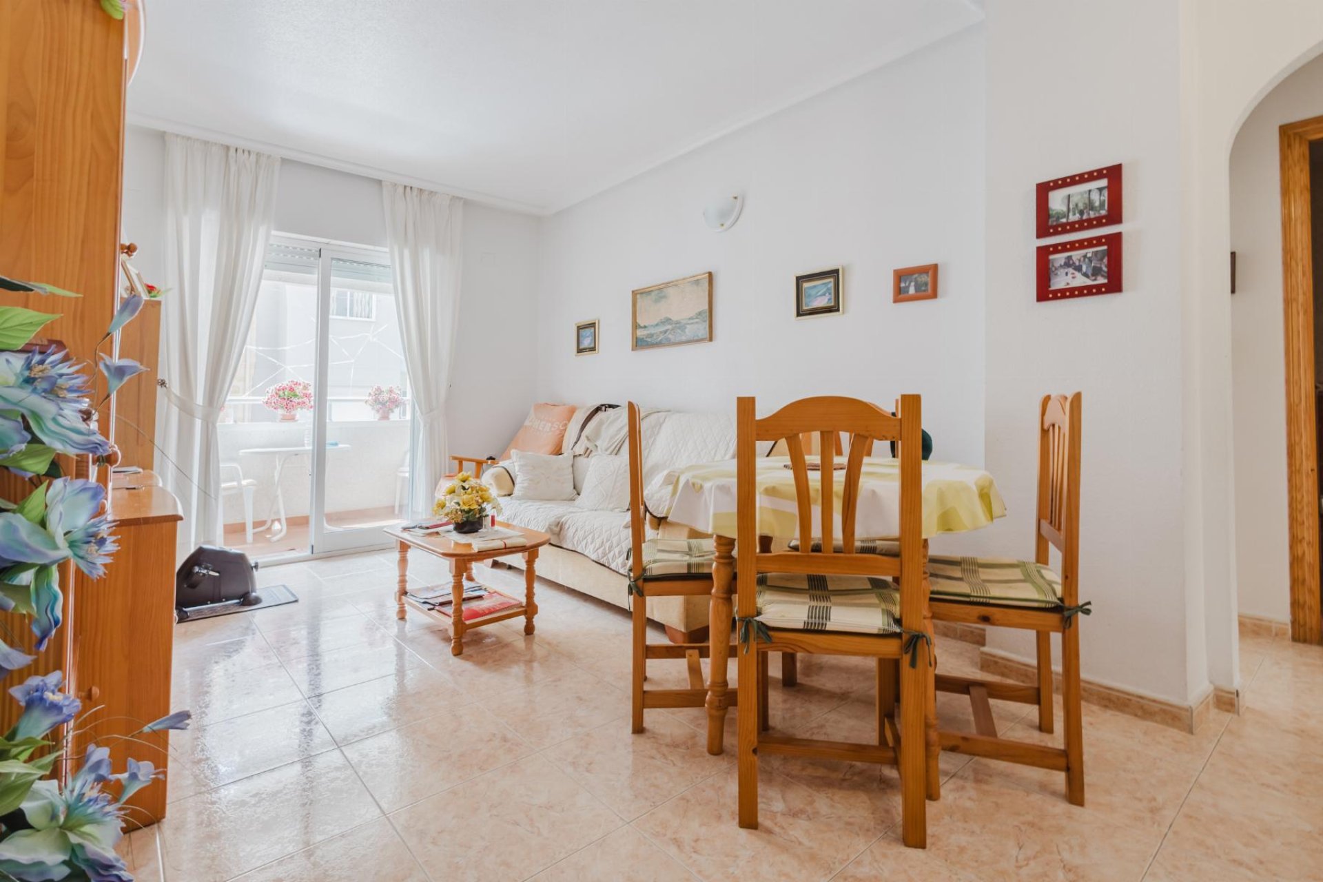 Resale - Apartment / flat - Torrevieja - Villa Madrid