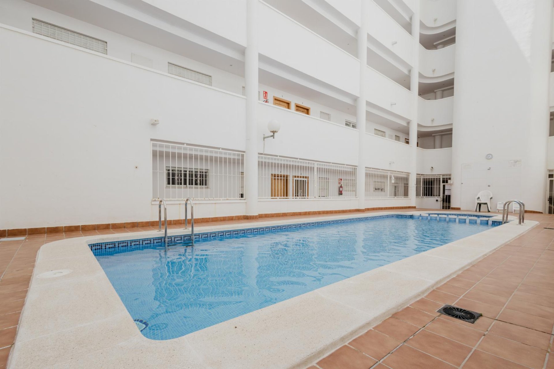 Resale - Apartment / flat - Torrevieja - Villa Madrid
