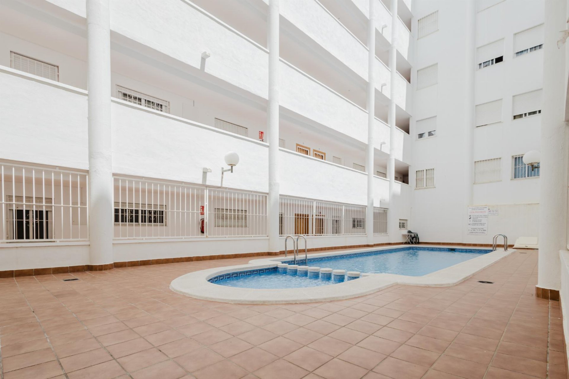 Resale - Apartment / flat - Torrevieja - Villa Madrid