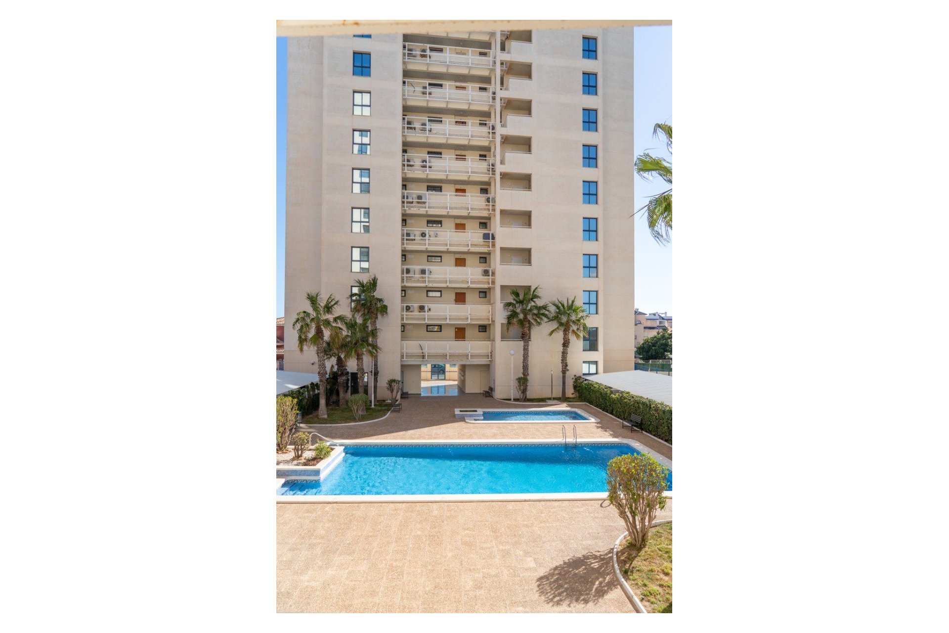 Resale - Apartment / flat - Torrevieja