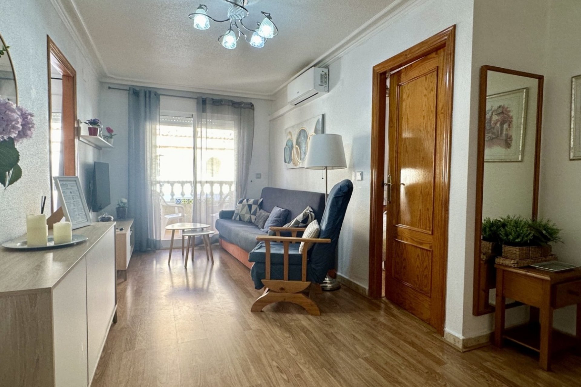 Resale - Apartment / flat - Torrevieja