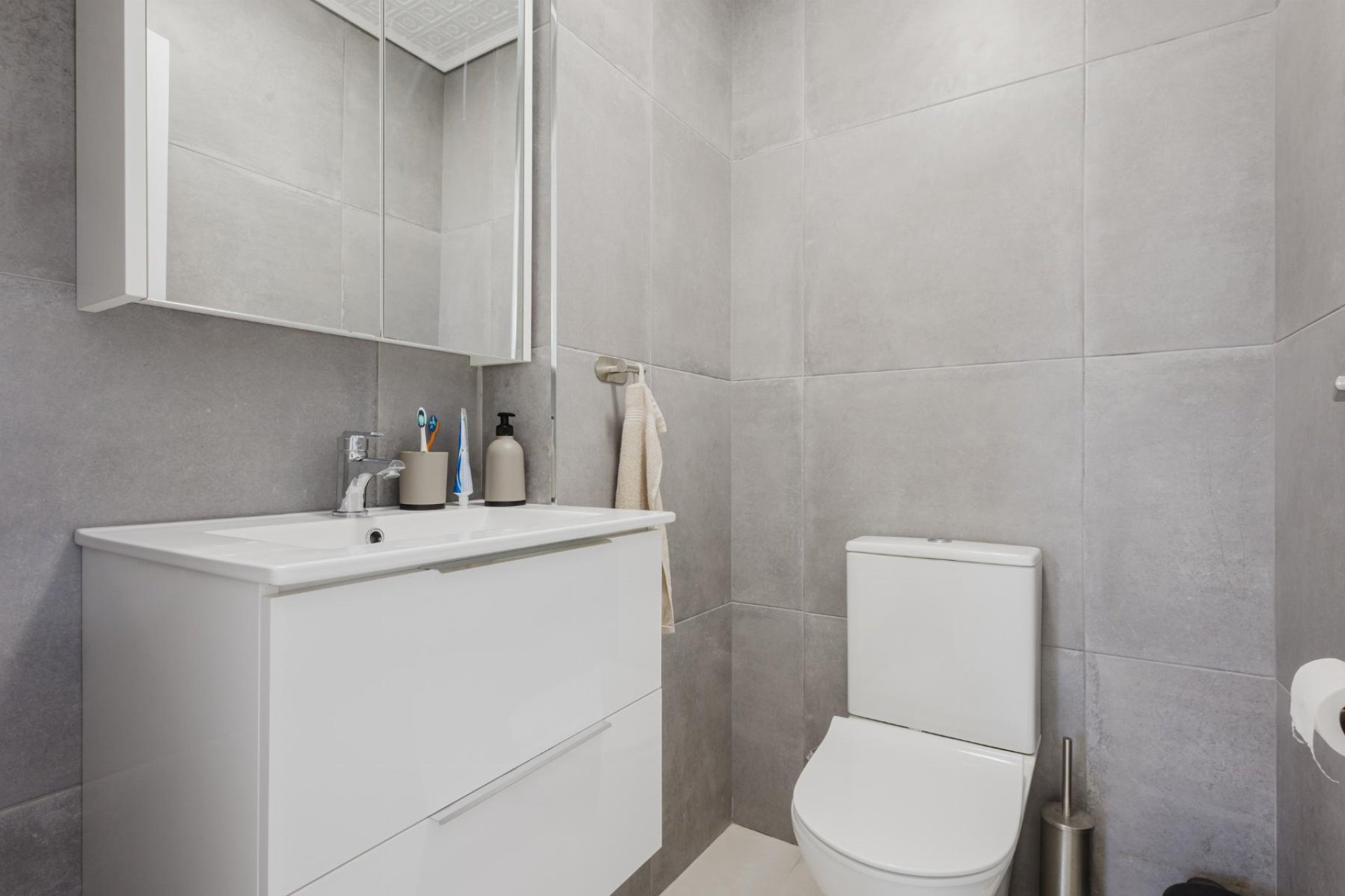 Resale - Apartment / flat - Torrevieja