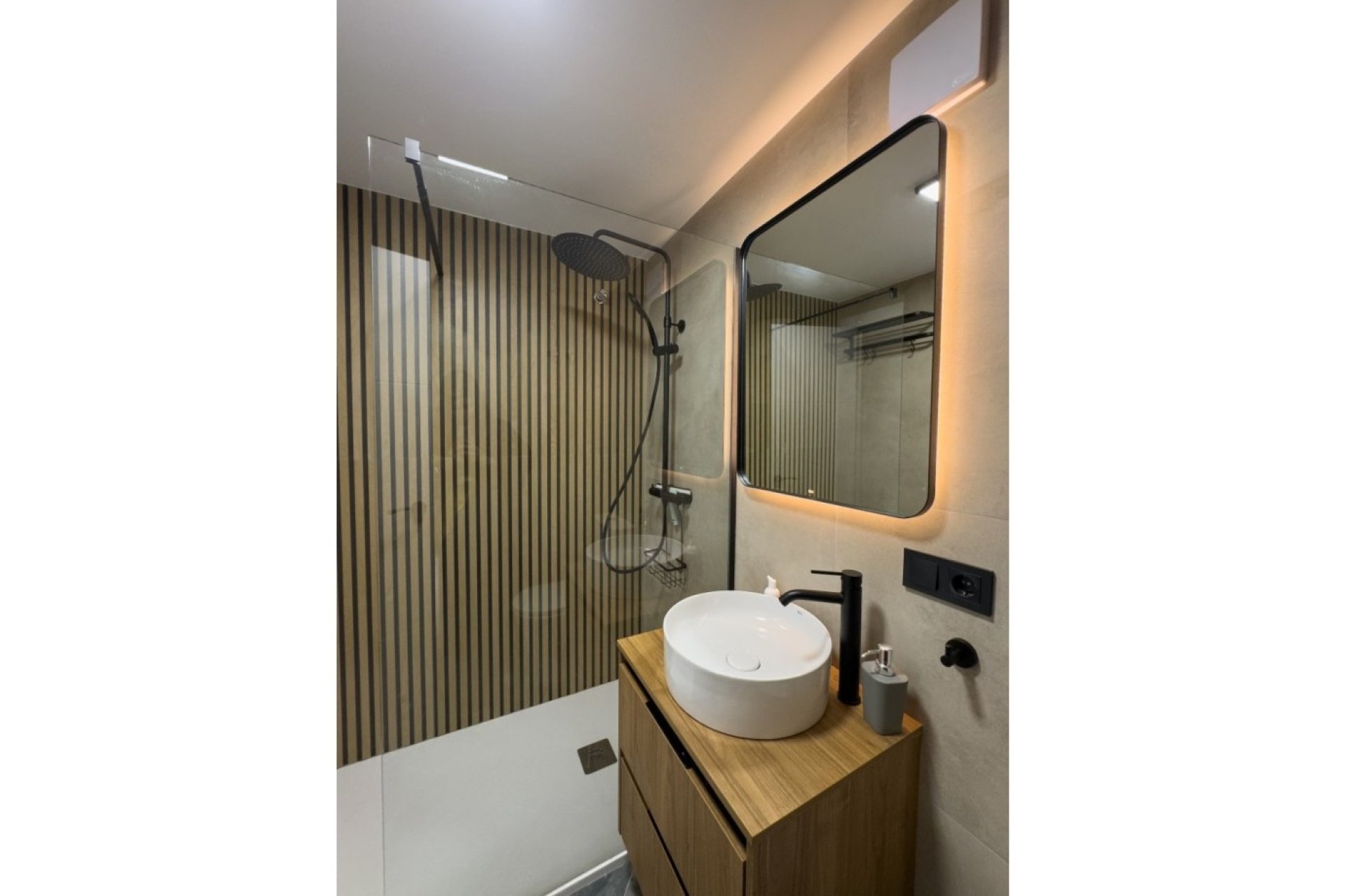 Resale - Apartment / flat - Torrevieja