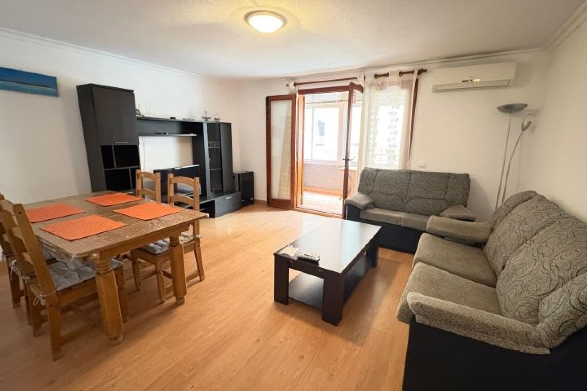 Resale - Apartment / flat - Torrevieja