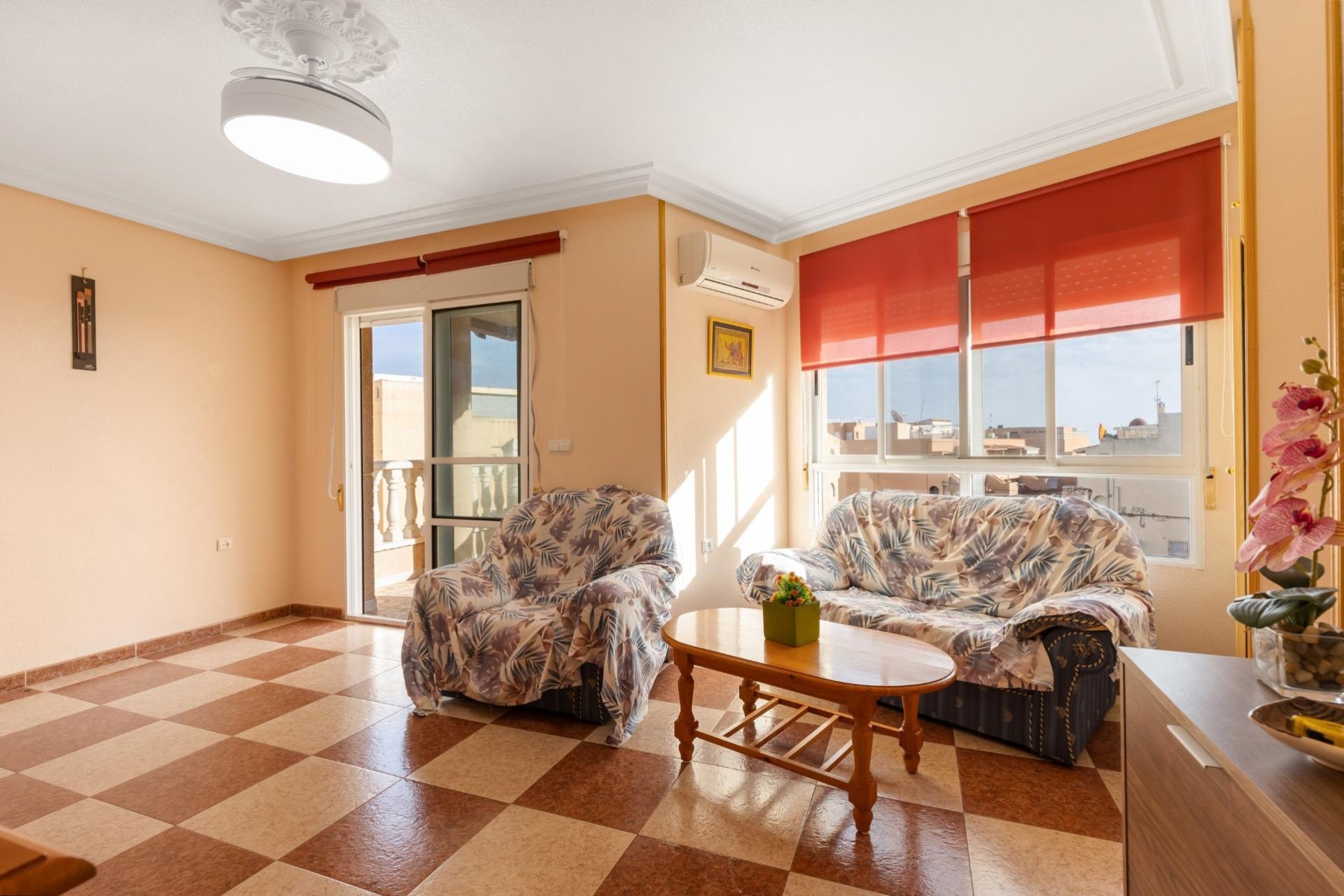 Resale - Apartment / flat - Torrevieja