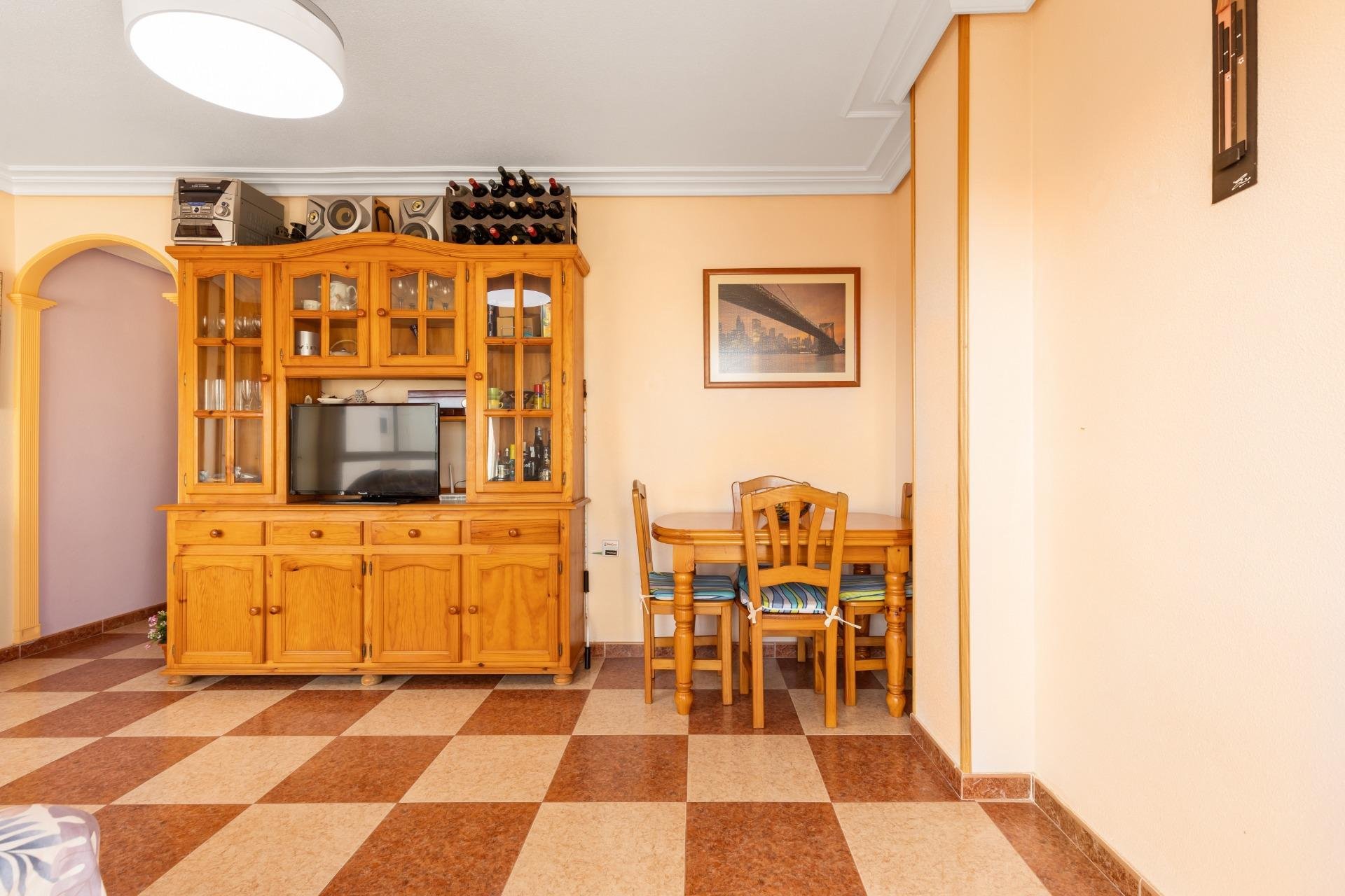 Resale - Apartment / flat - Torrevieja