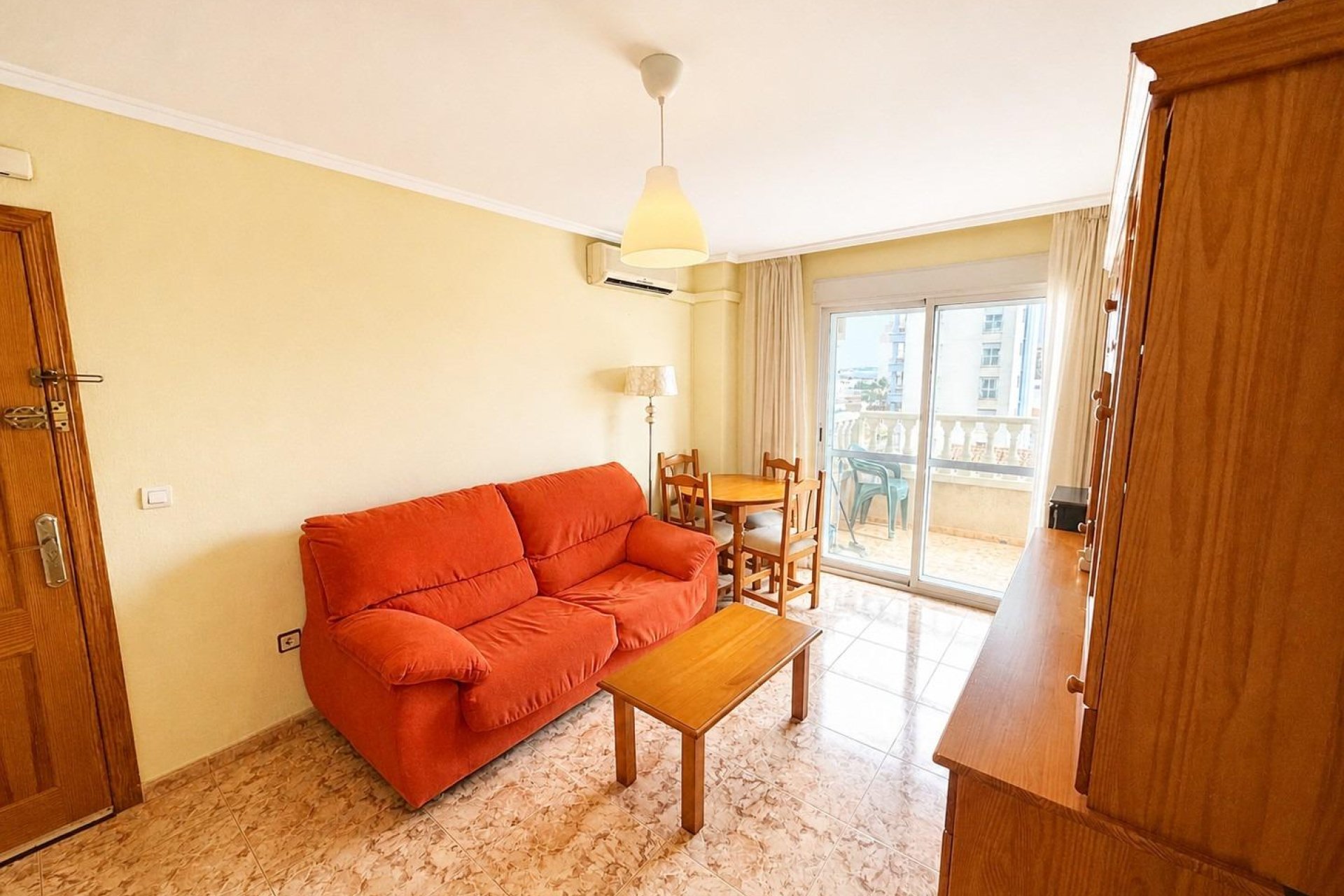 Resale - Apartment / flat - Torrevieja