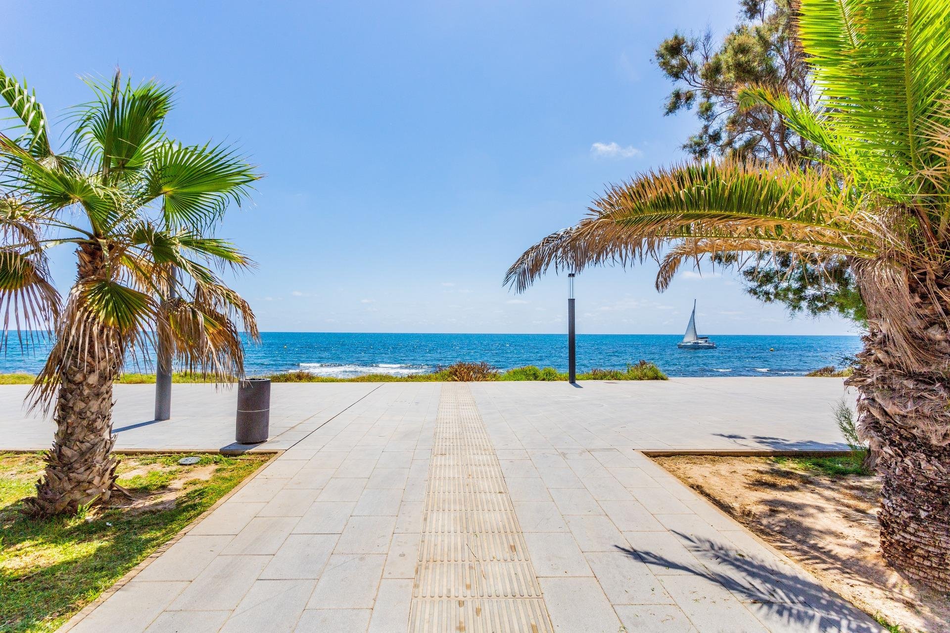 Resale - Apartment / flat - Torrevieja