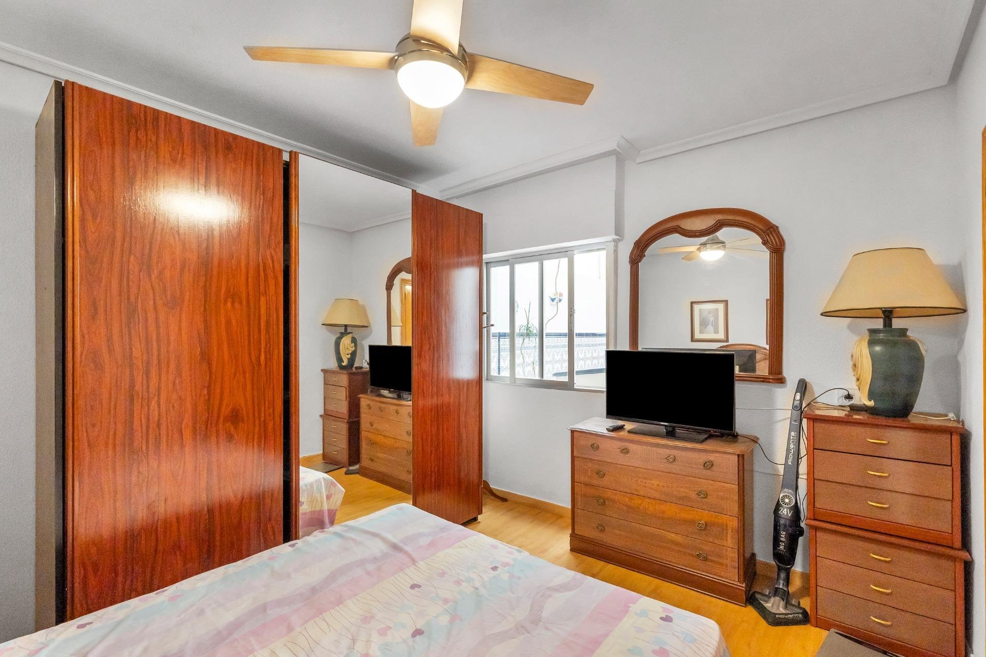 Resale - Apartment / flat - Torrevieja