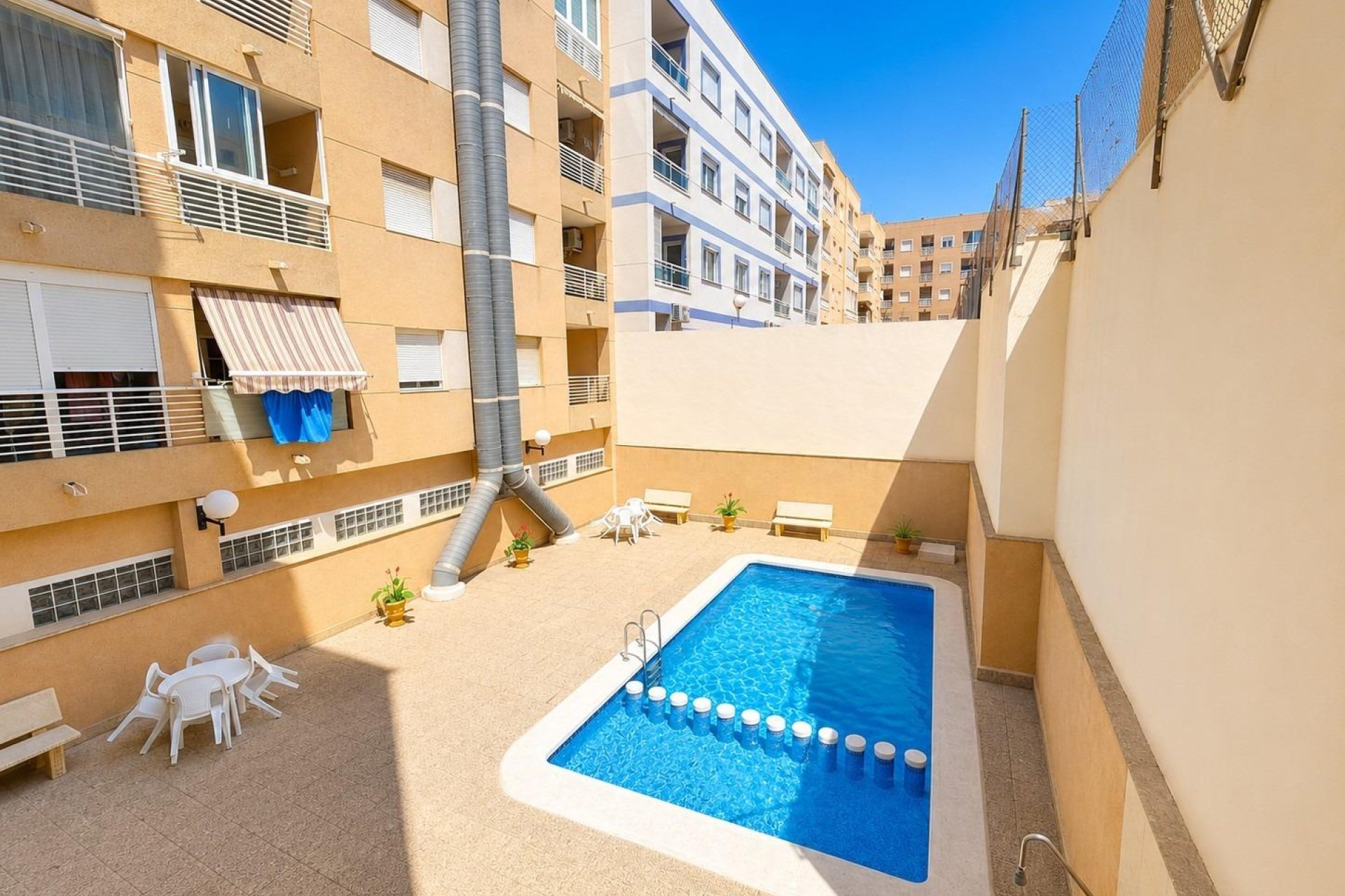 Resale - Apartment / flat - Torrevieja