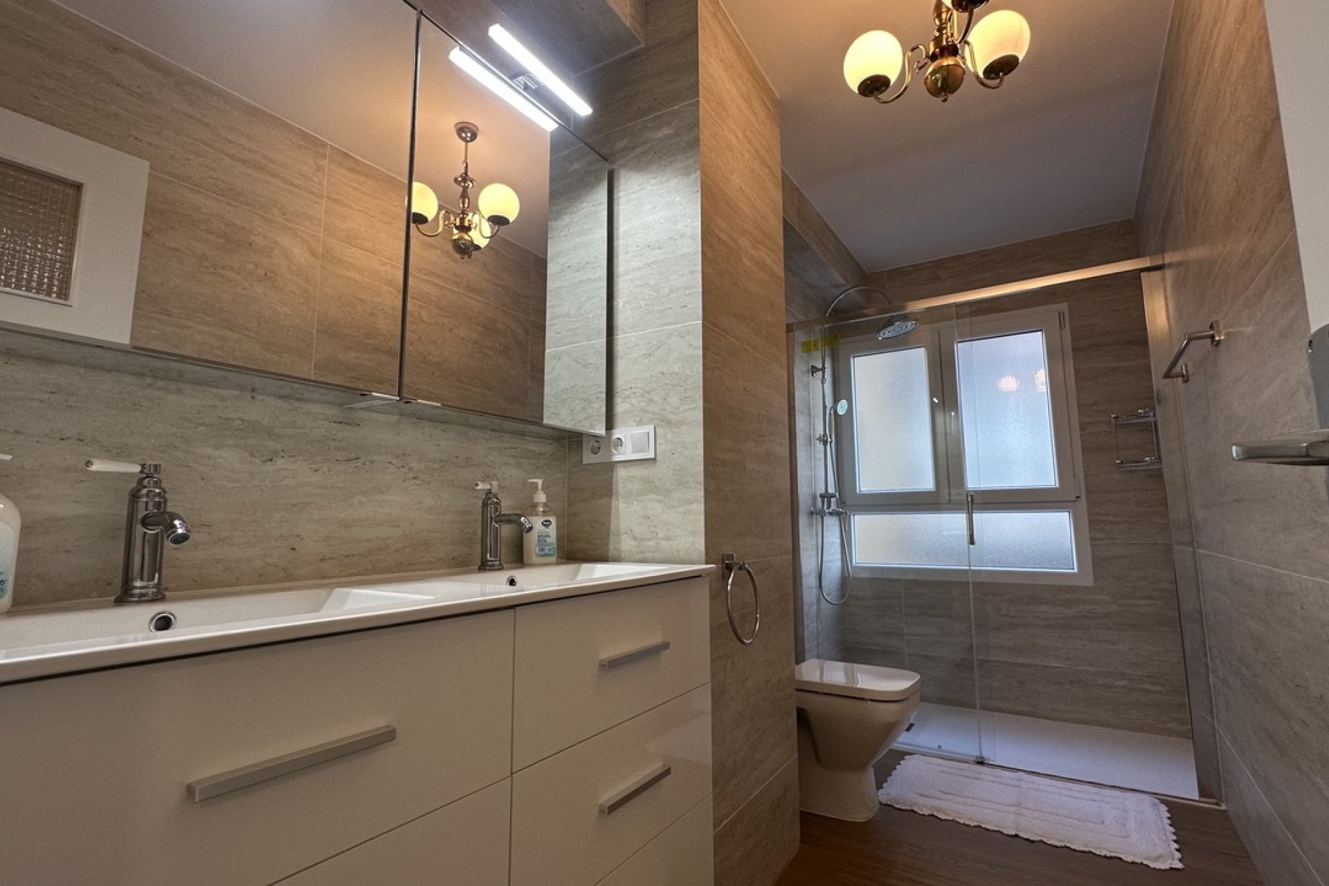 Resale - Apartment / flat - Torrevieja