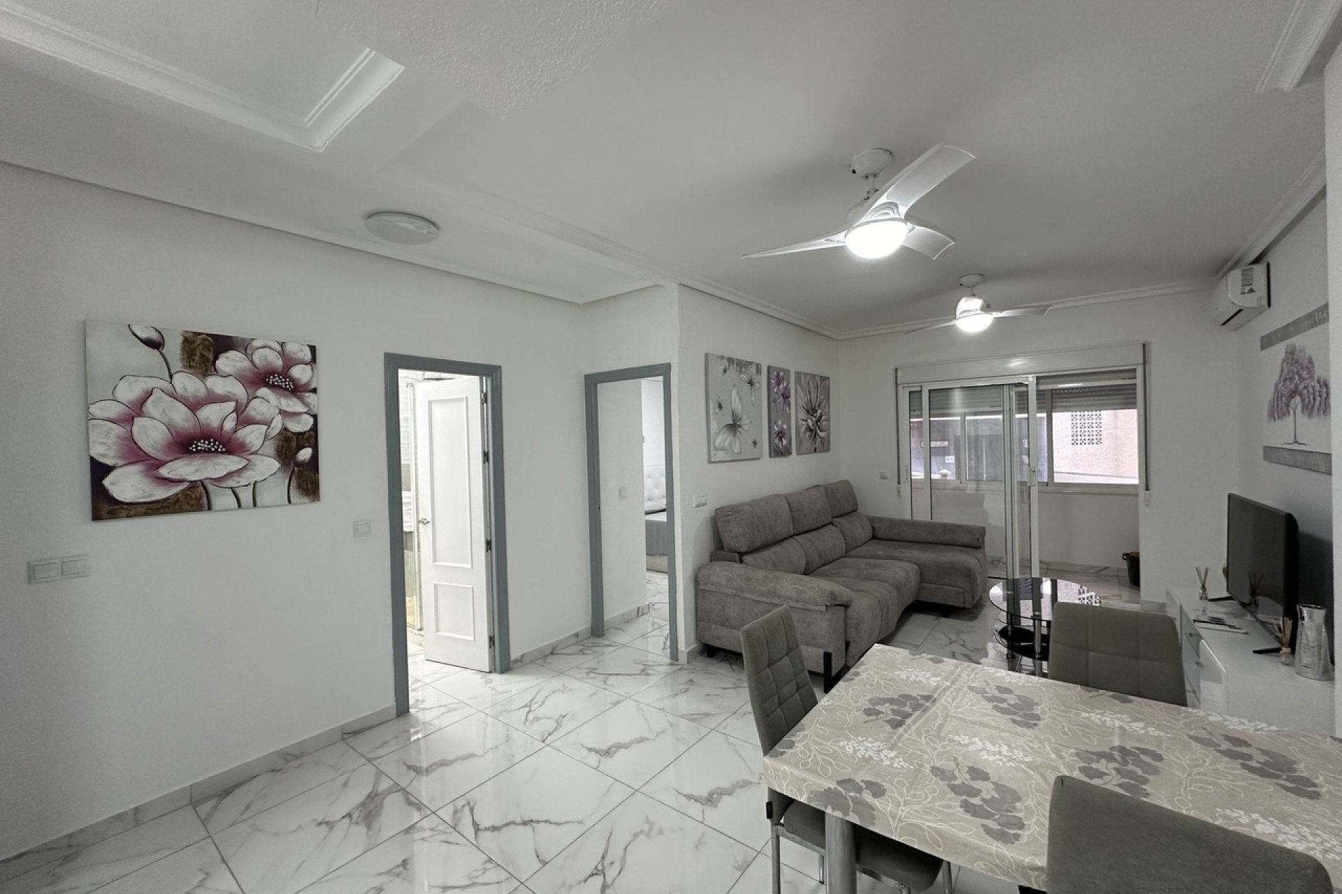 Resale - Apartment / flat - Torrevieja
