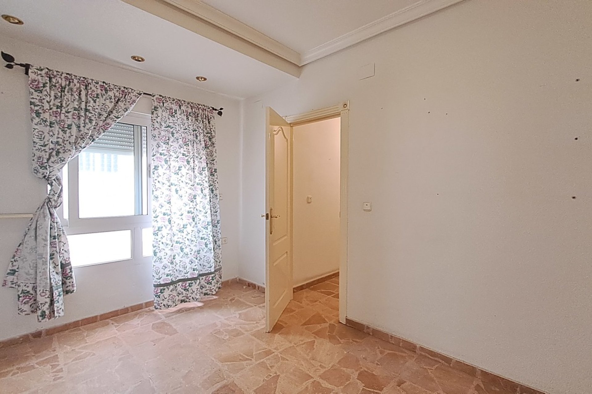 Resale - Apartment / flat - Torrevieja
