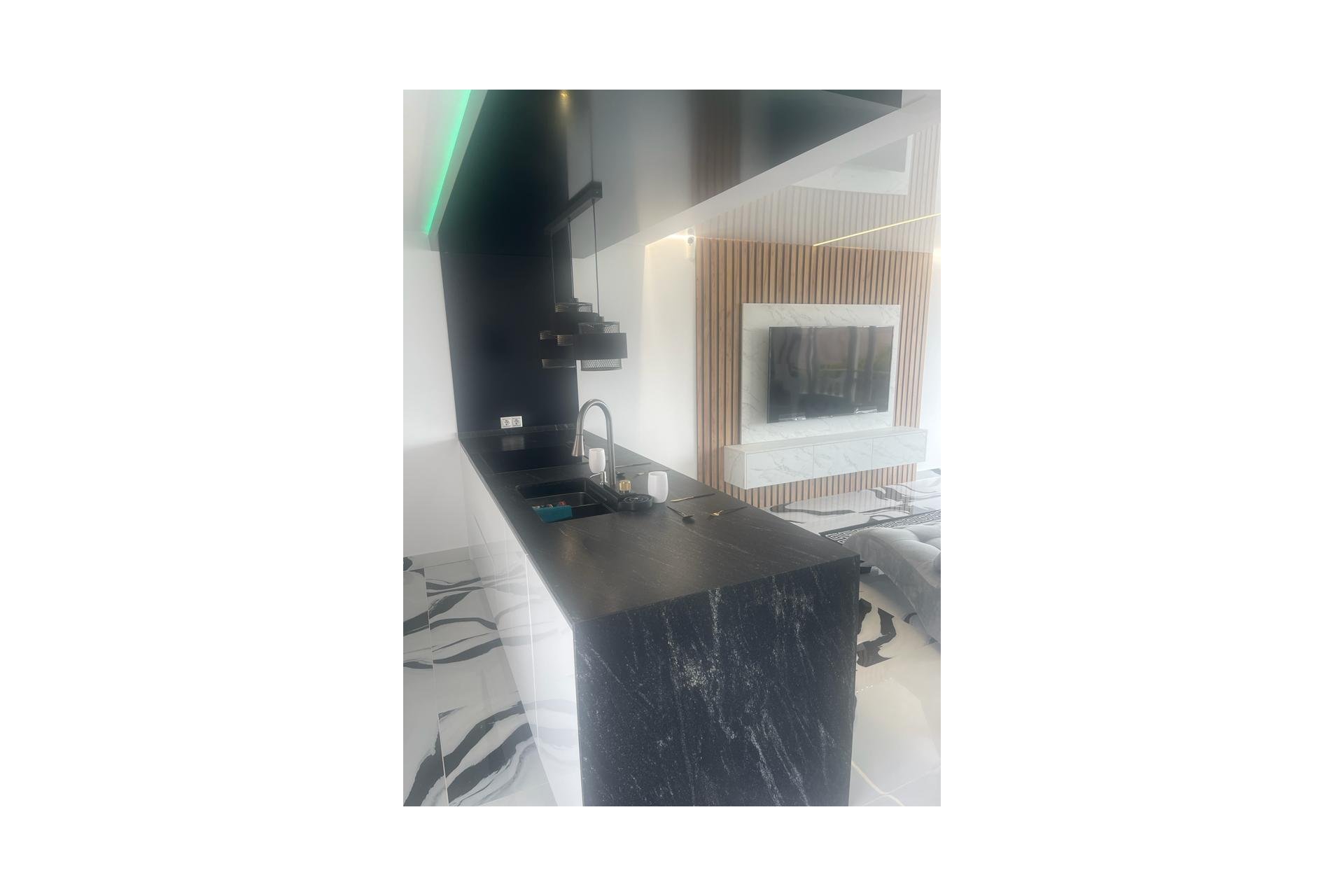 Resale - Apartment / flat - Torrevieja