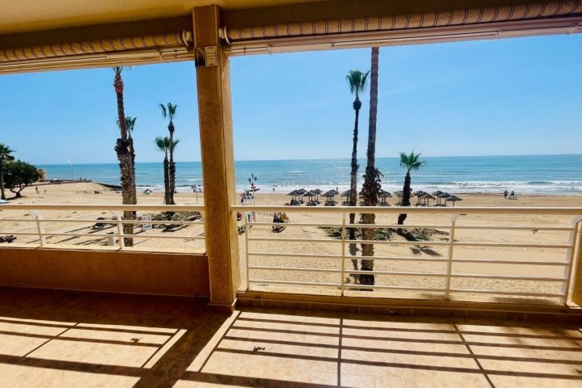 Resale - Apartment / flat - Torrevieja