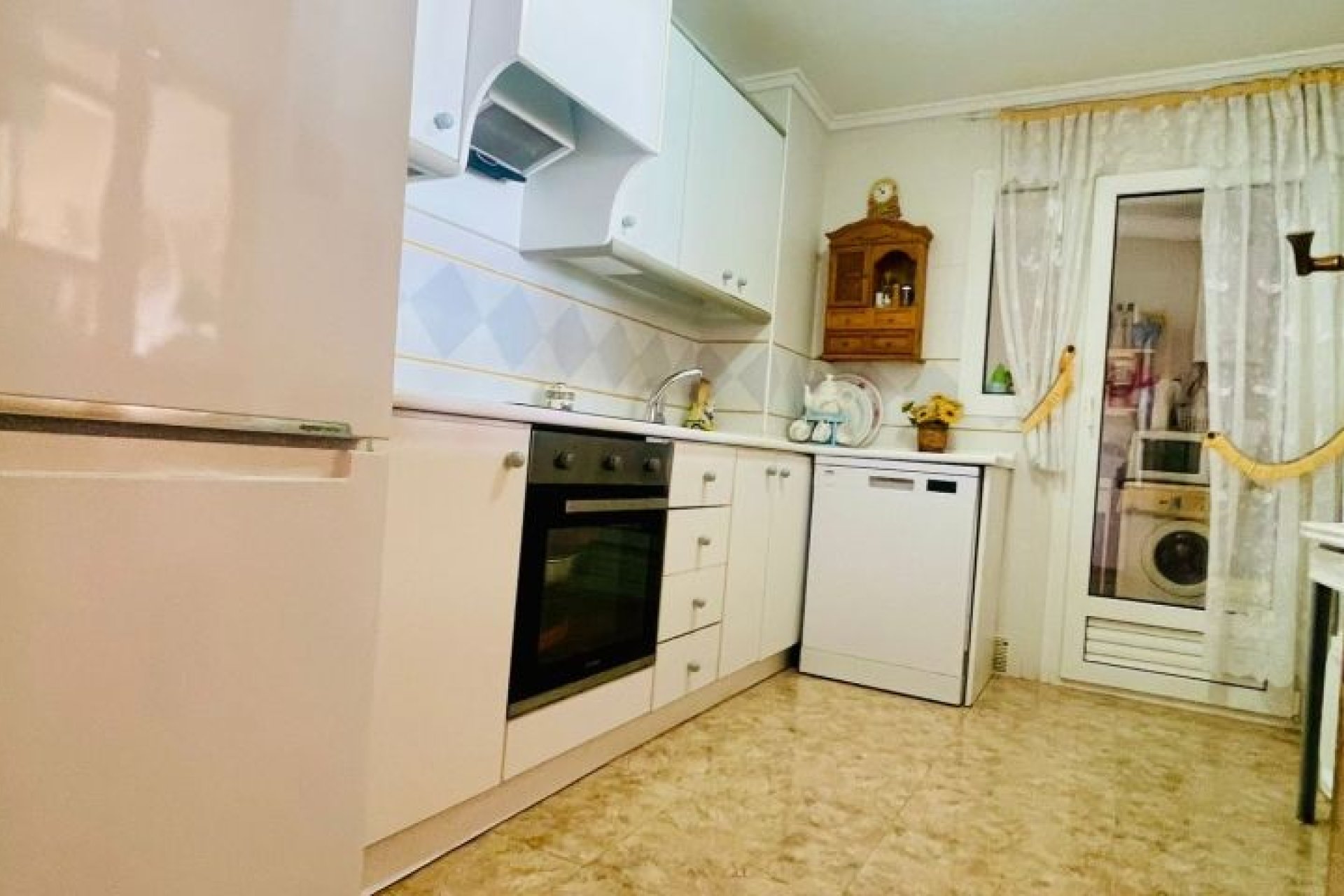 Resale - Apartment / flat - Torrevieja