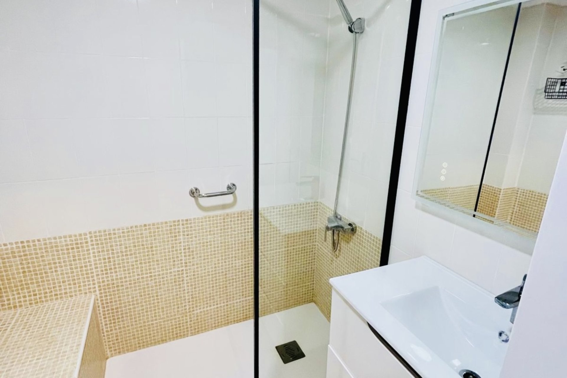 Resale - Apartment / flat - Torrevieja