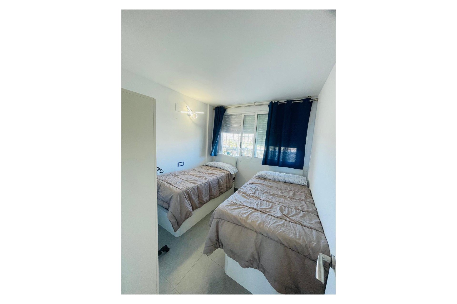 Resale - Apartment / flat - Villajoyosa
