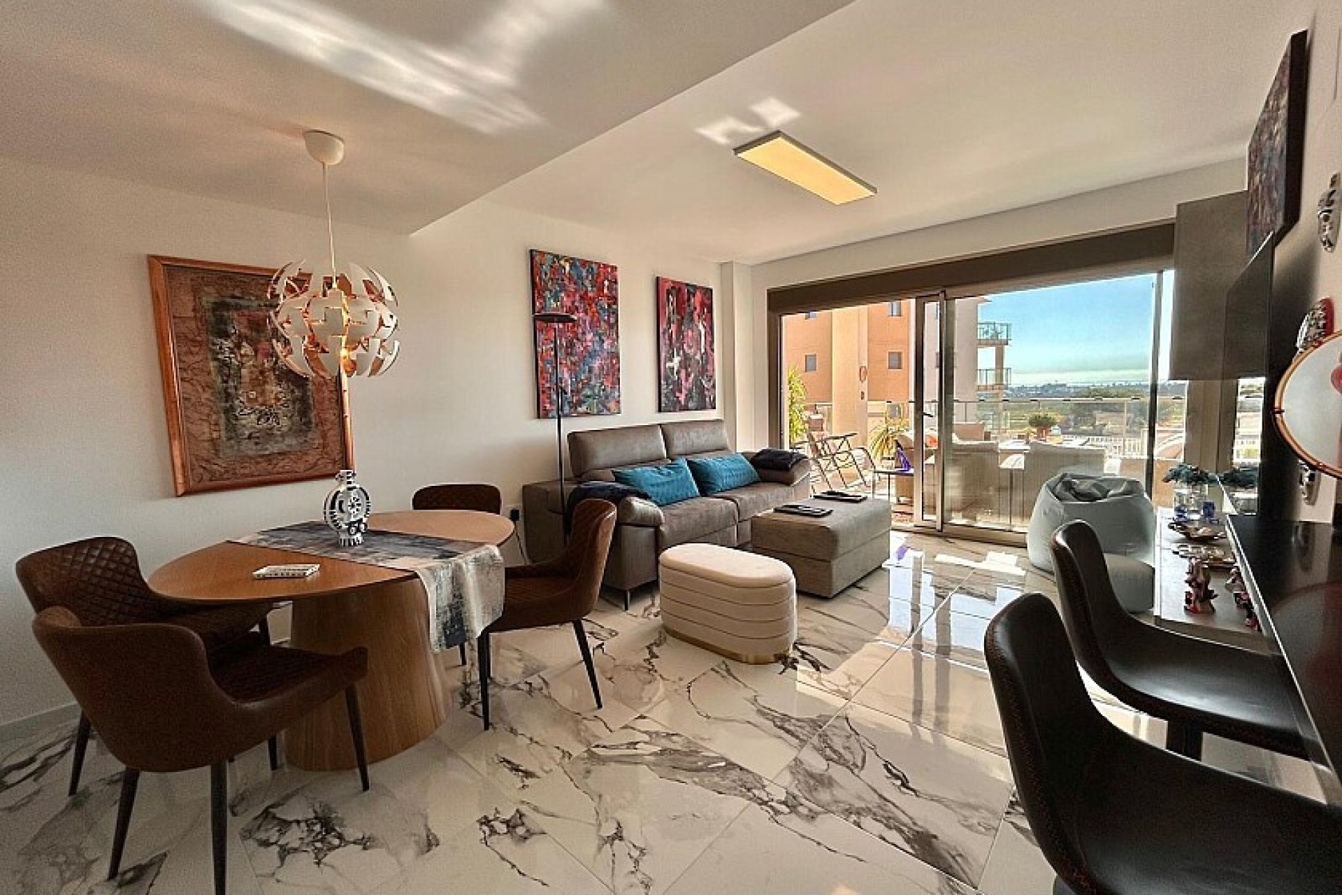 Resale - Apartment / flat - Villamartin