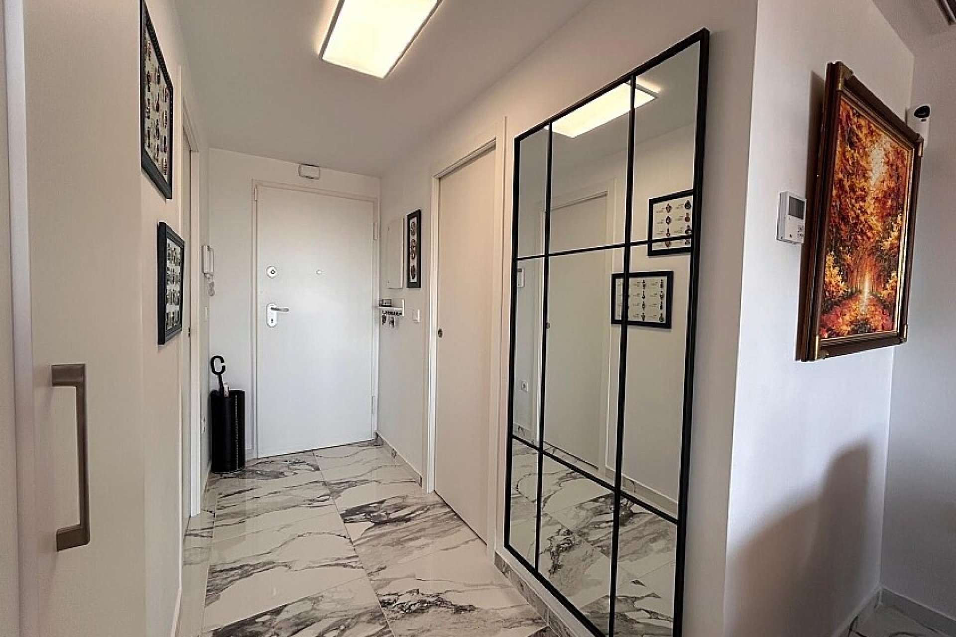 Resale - Apartment / flat - Villamartin