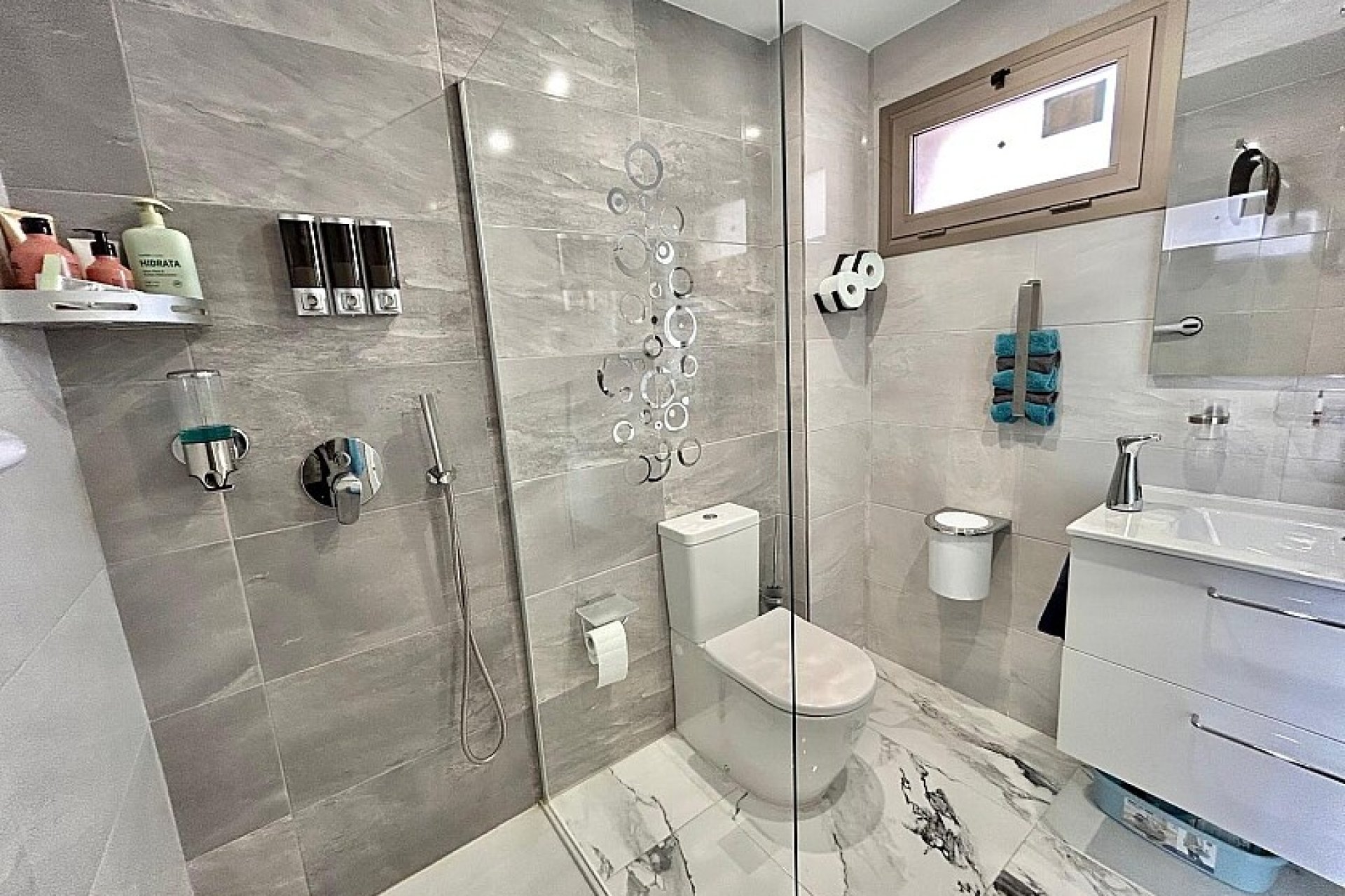 Resale - Apartment / flat - Villamartin