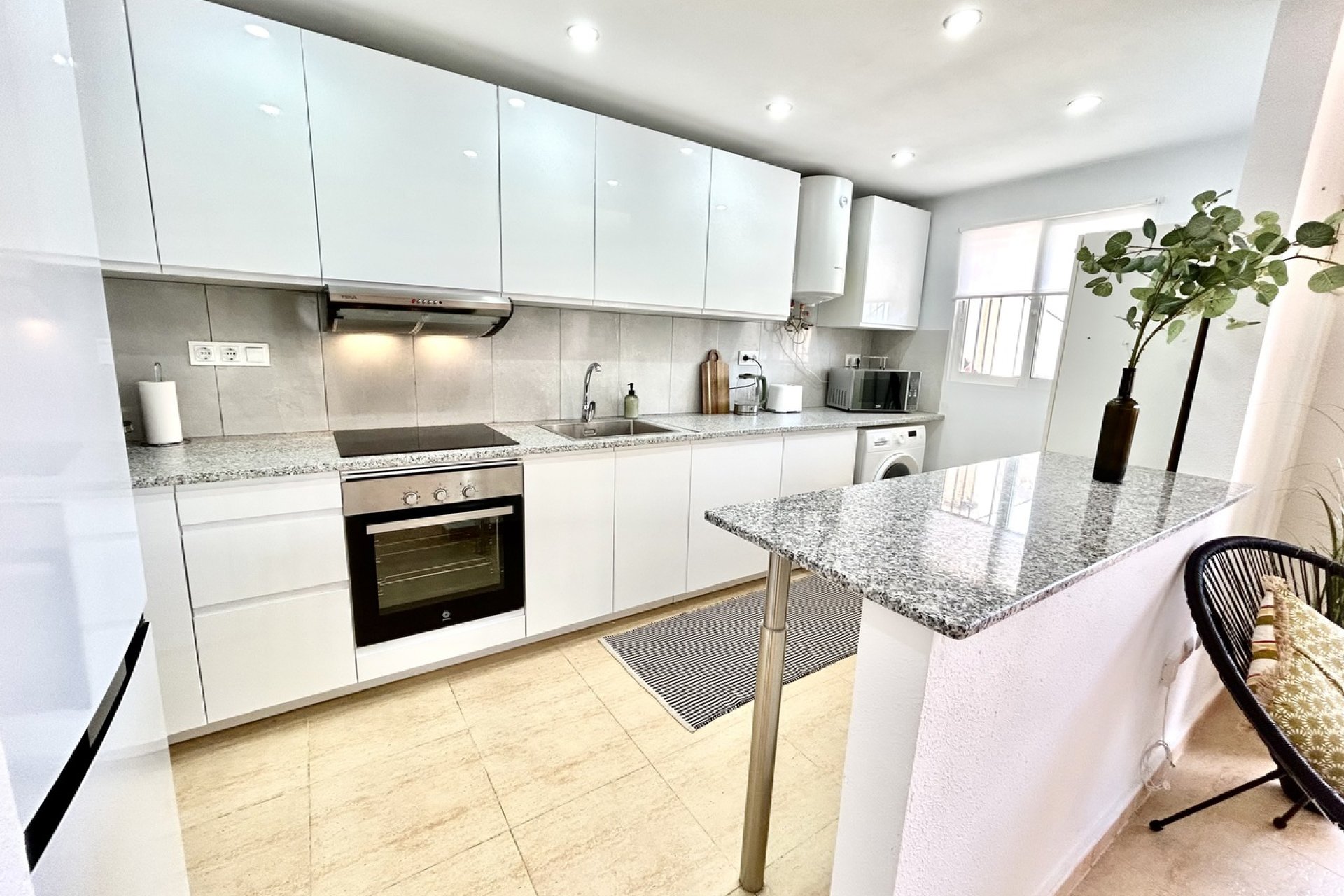 Resale - Apartment / flat - Villamartin