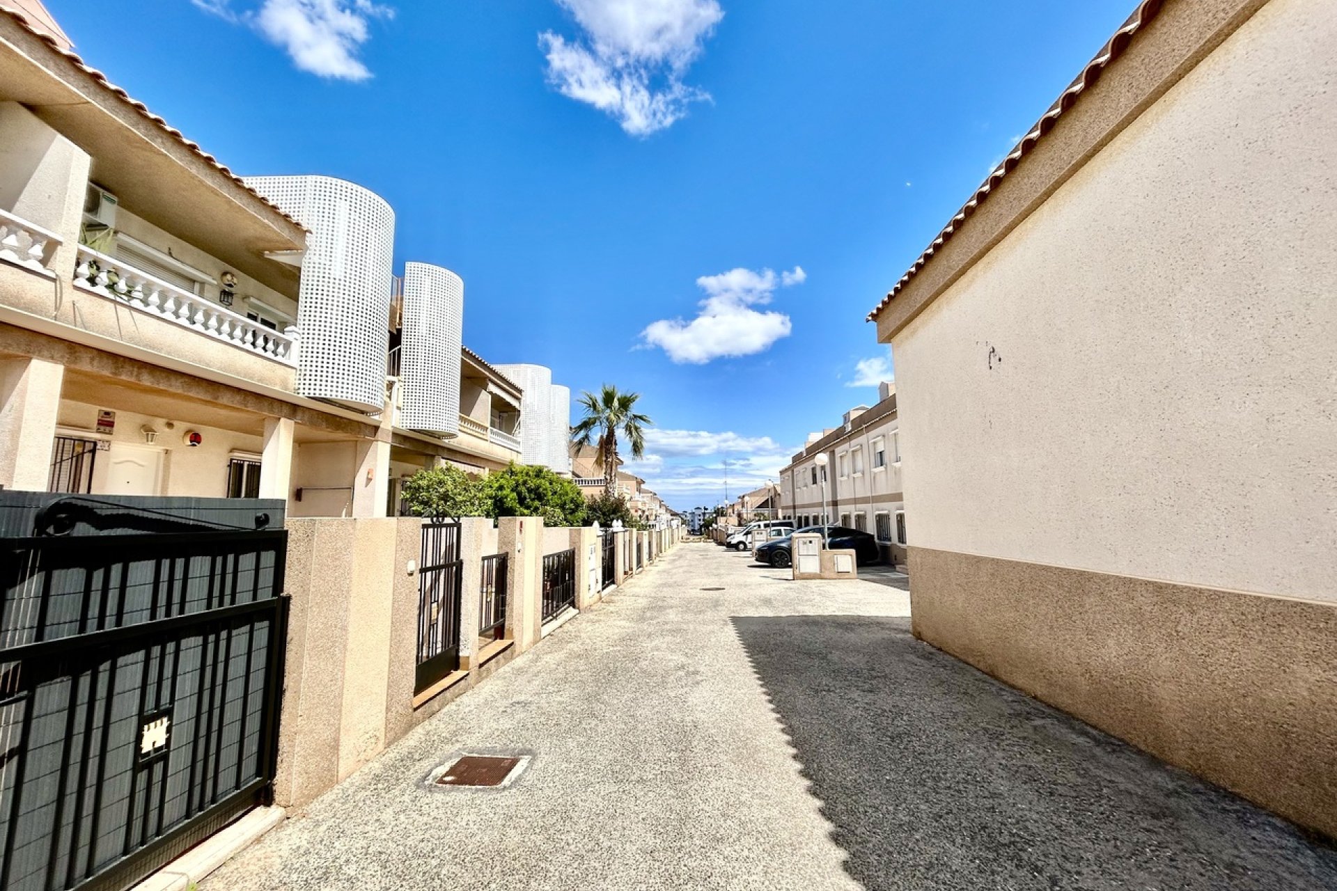 Resale - Apartment / flat - Villamartin