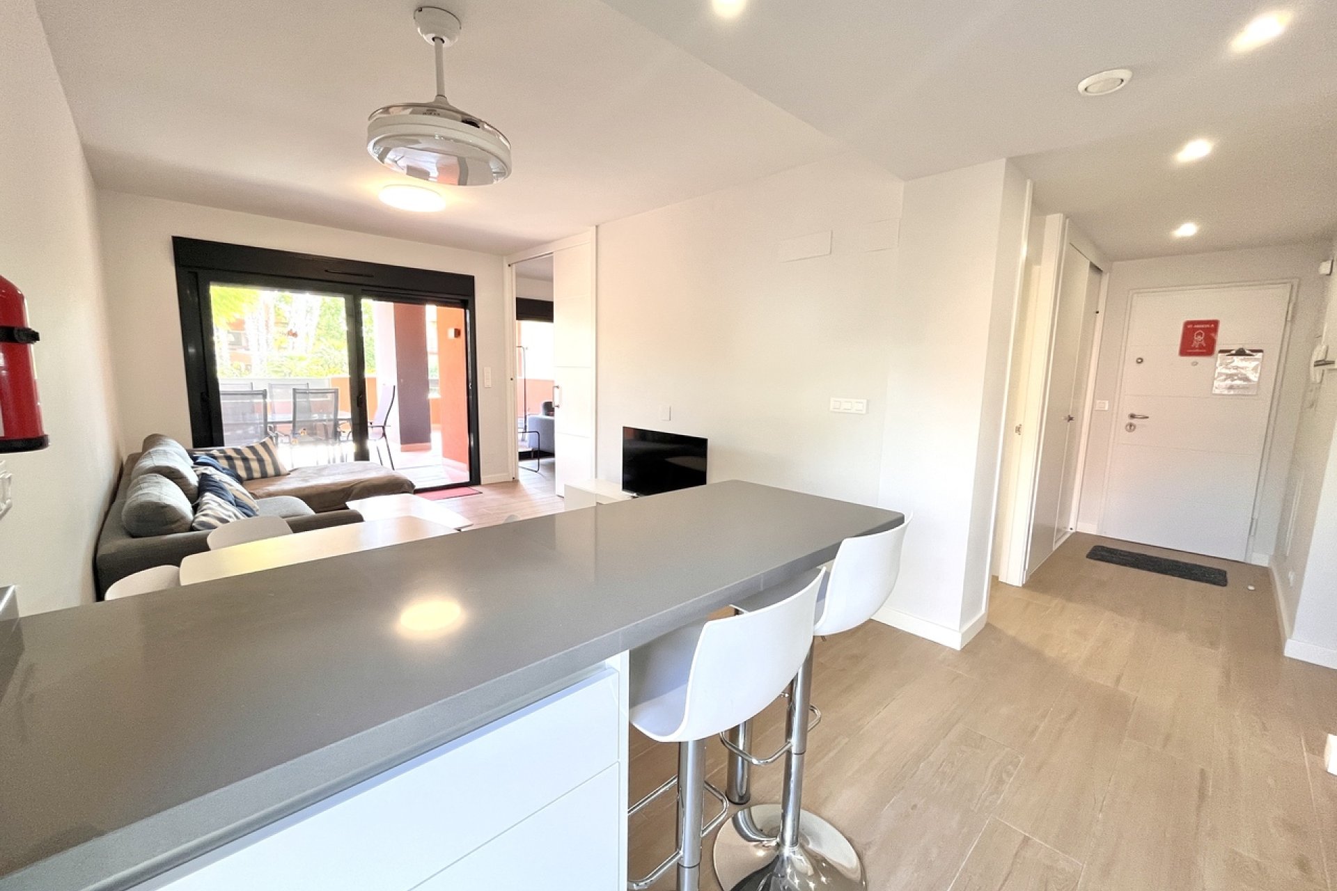 Resale - Apartment / flat - Villamartin