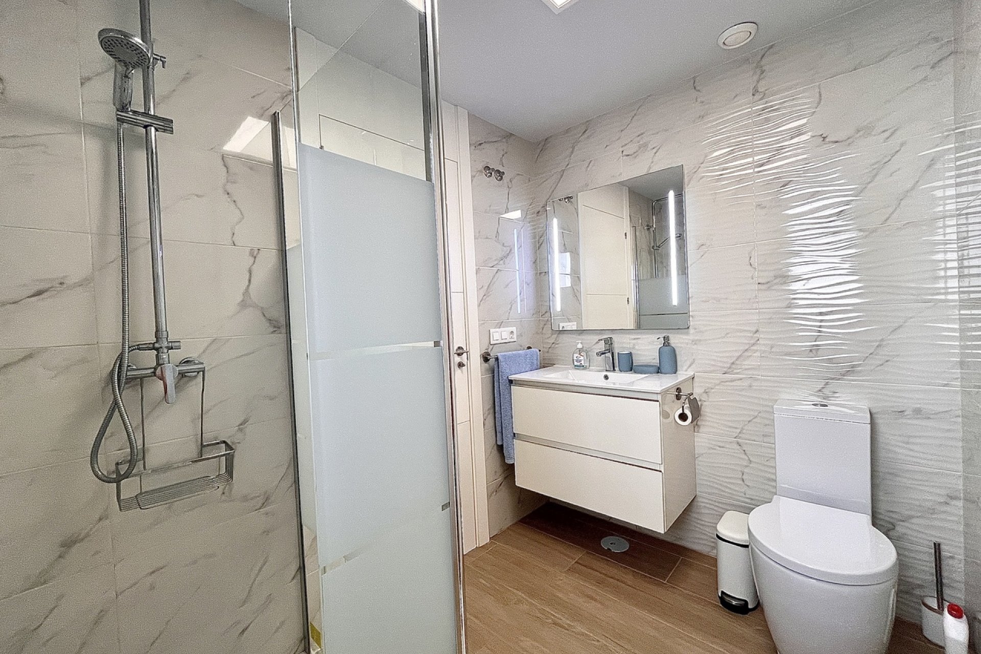 Resale - Apartment / flat - Villamartin