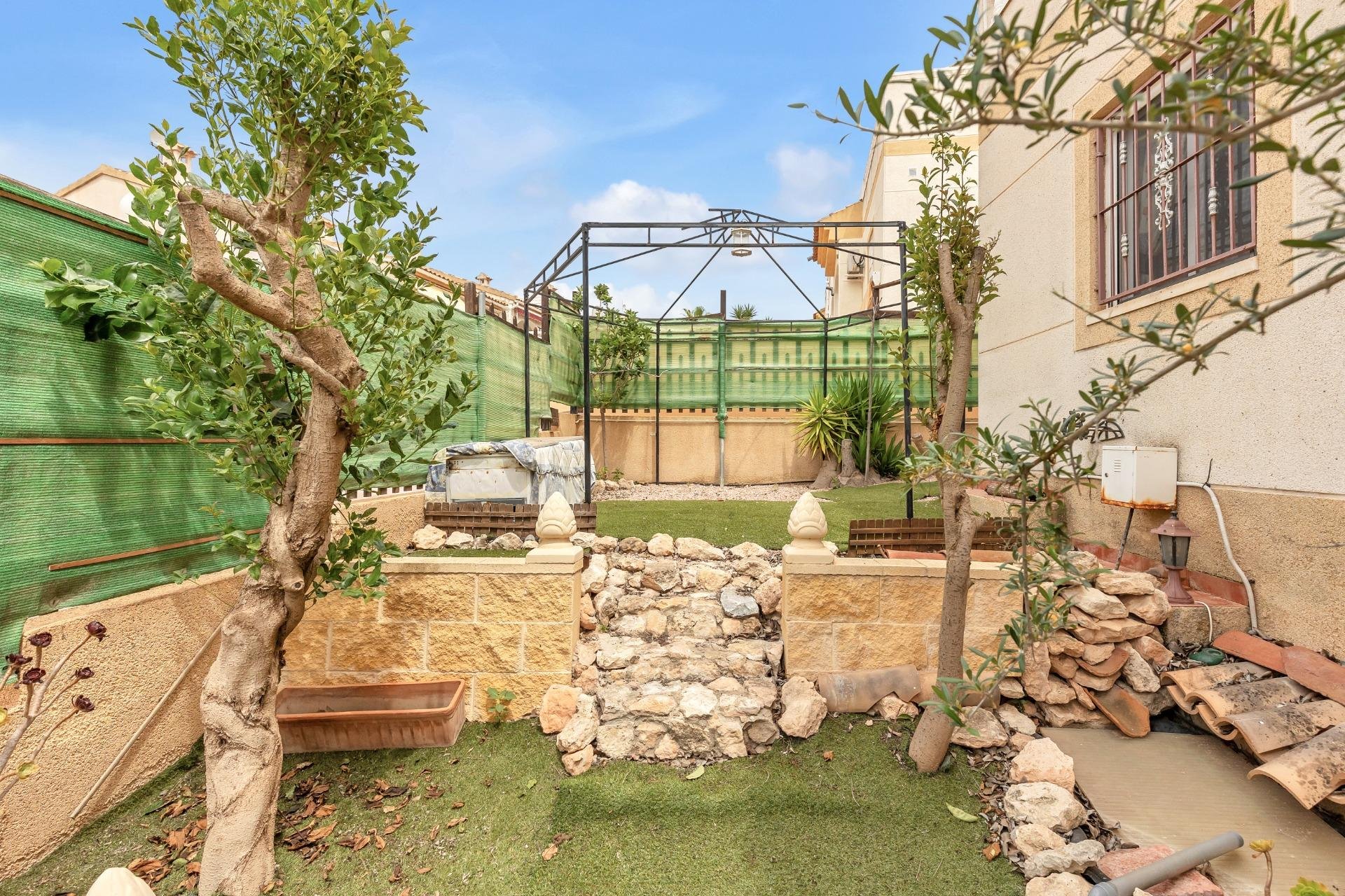 Resale - Bungalow - Orihuela Costa - La Florida