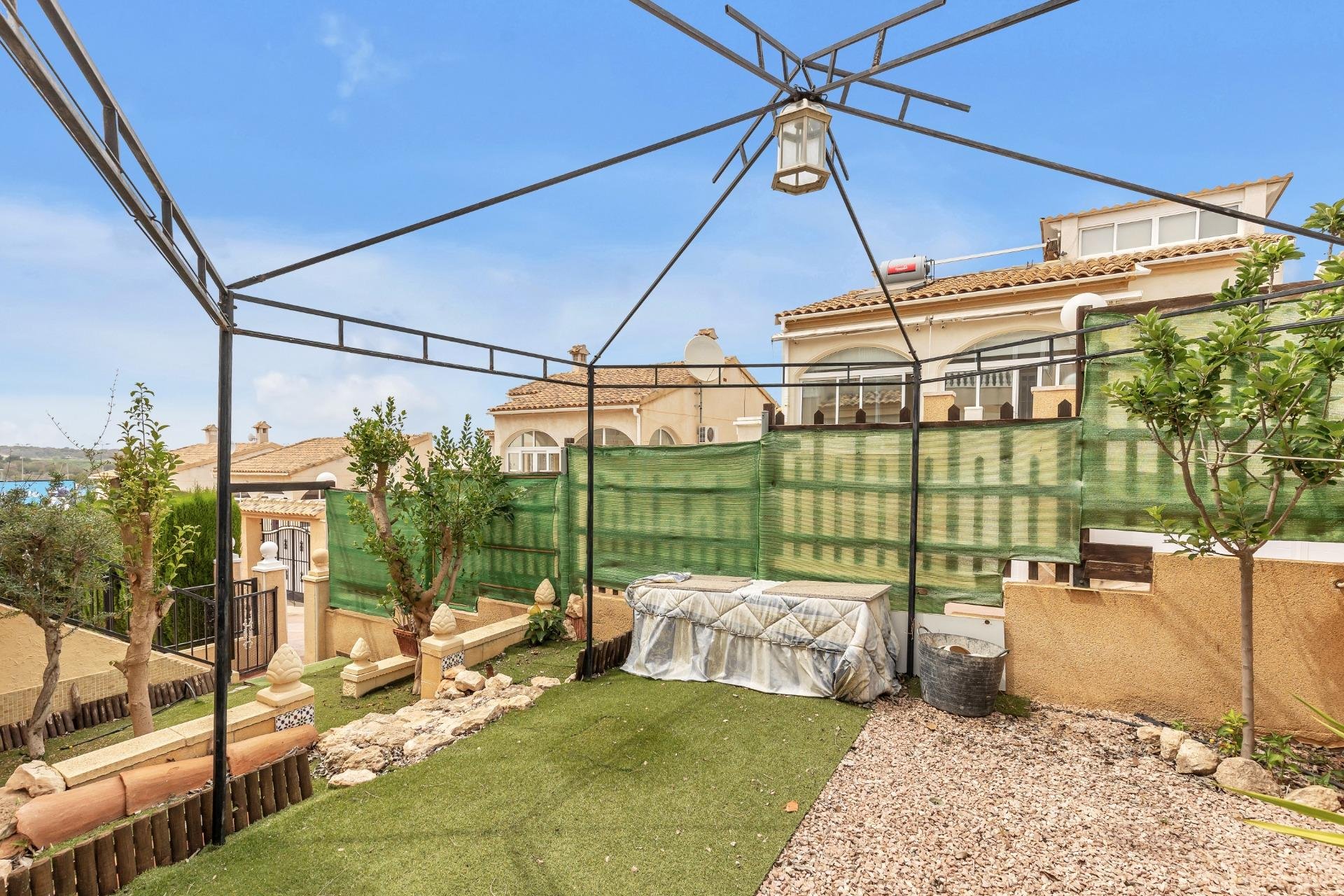 Resale - Bungalow - Orihuela Costa - La Florida