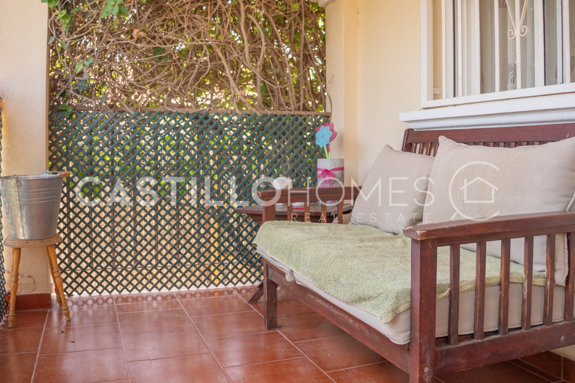 Resale - Bungalow - Orihuela Costa - La Florida