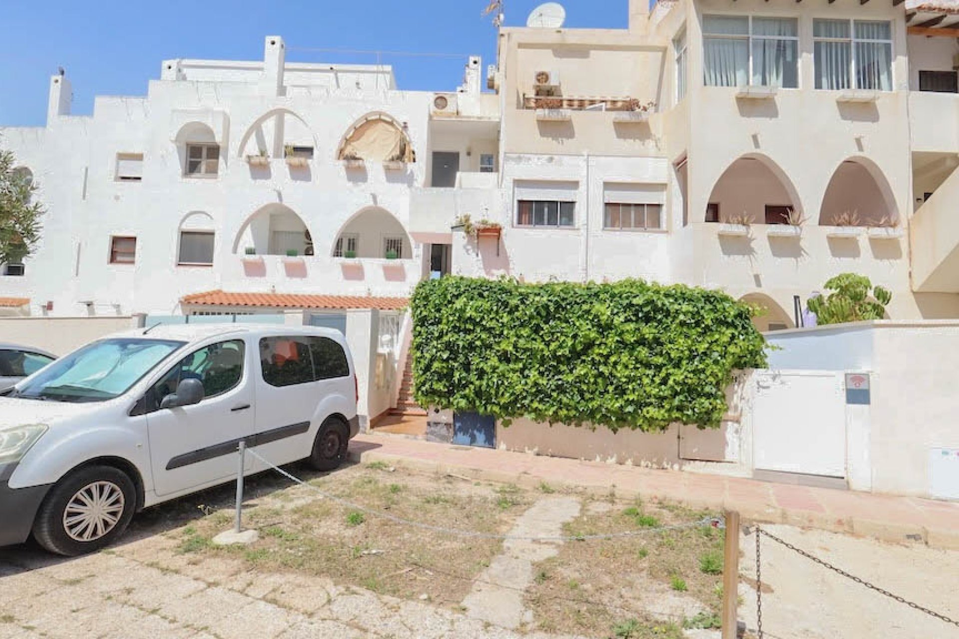 Resale - Bungalow - Orihuela Costa - La Zenia
