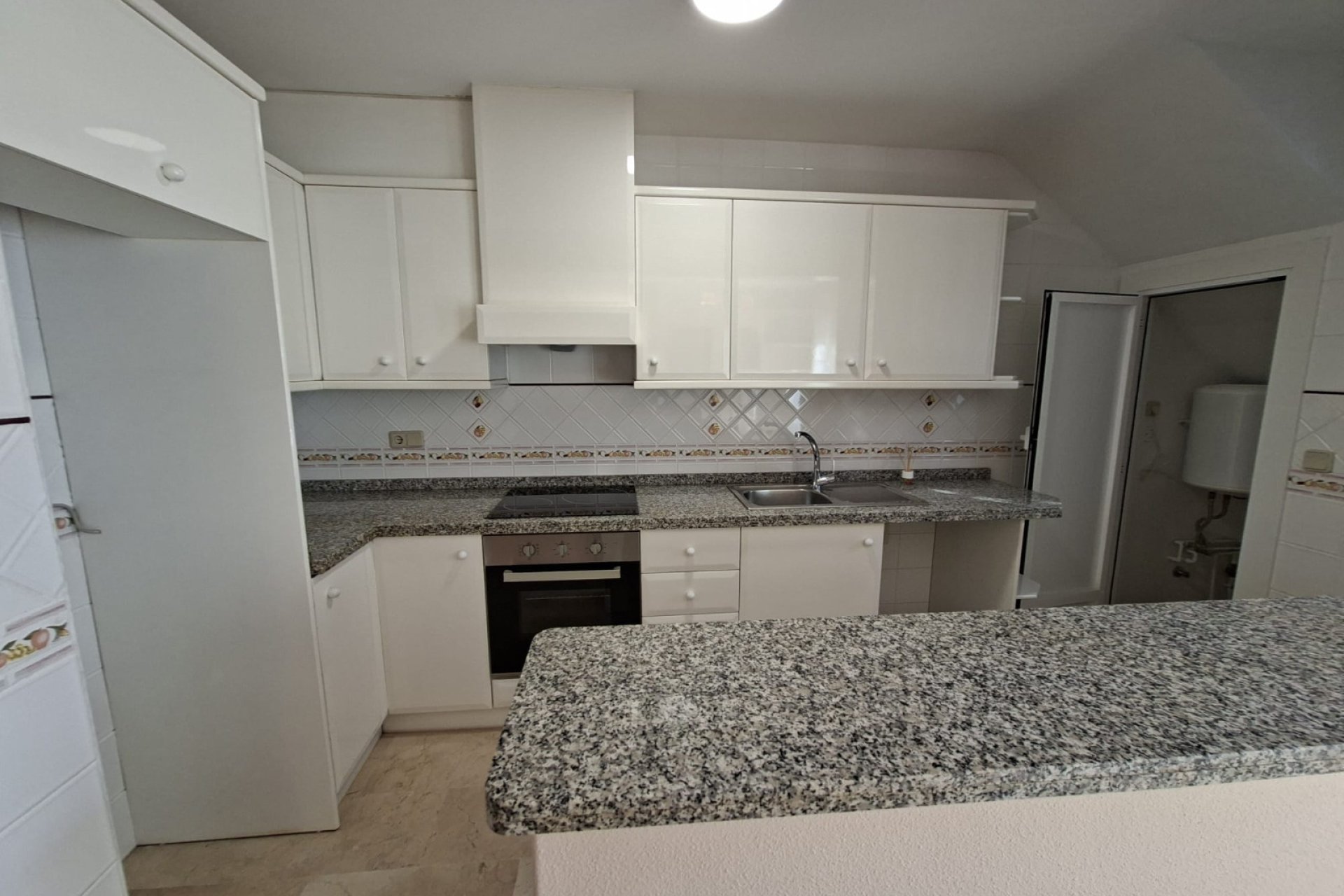 Resale - Bungalow - Orihuela Costa - Los Dolses