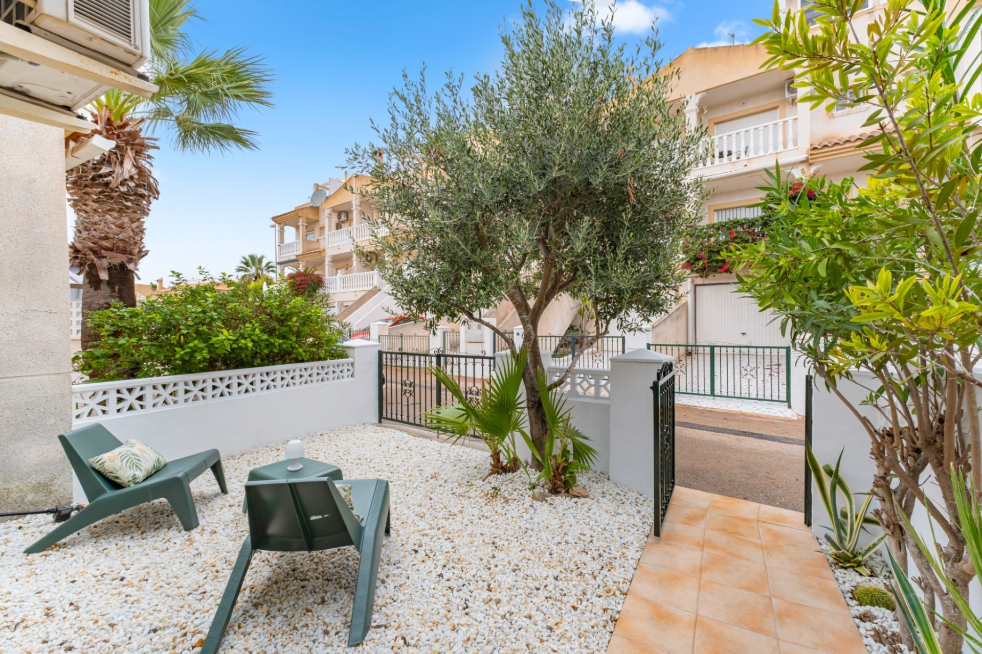 Resale - Bungalow - Orihuela Costa - Villamartin